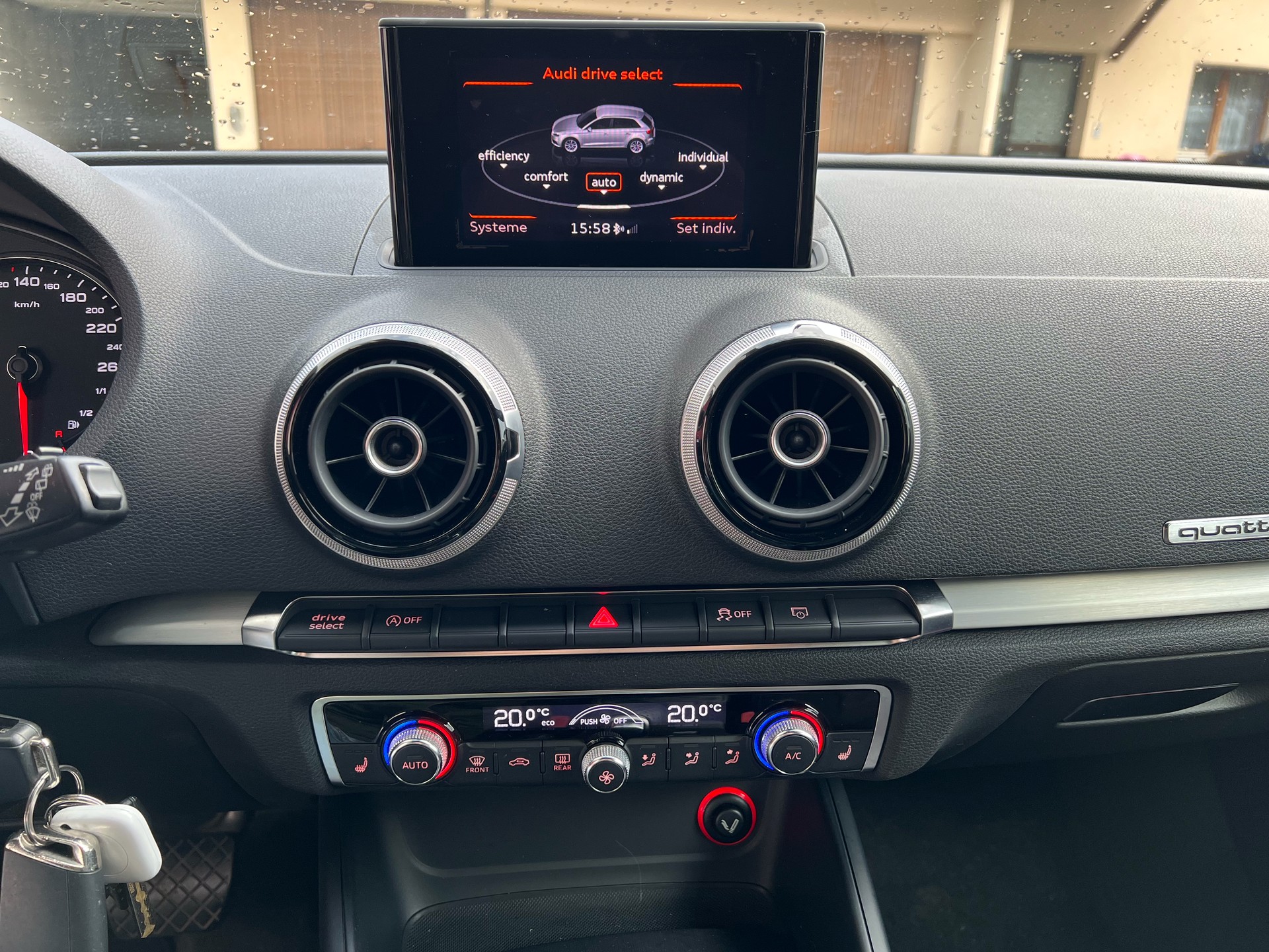 AUDI AUDI A3 Sportback 2.0 TDI quattro S Line Ambition S-Tronic-image-8