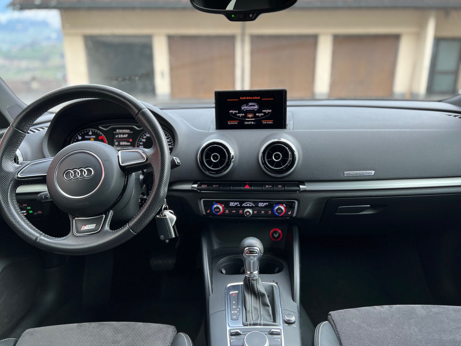 AUDI AUDI A3 Sportback 2.0 TDI quattro S Line Ambition S-Tronic-image-5