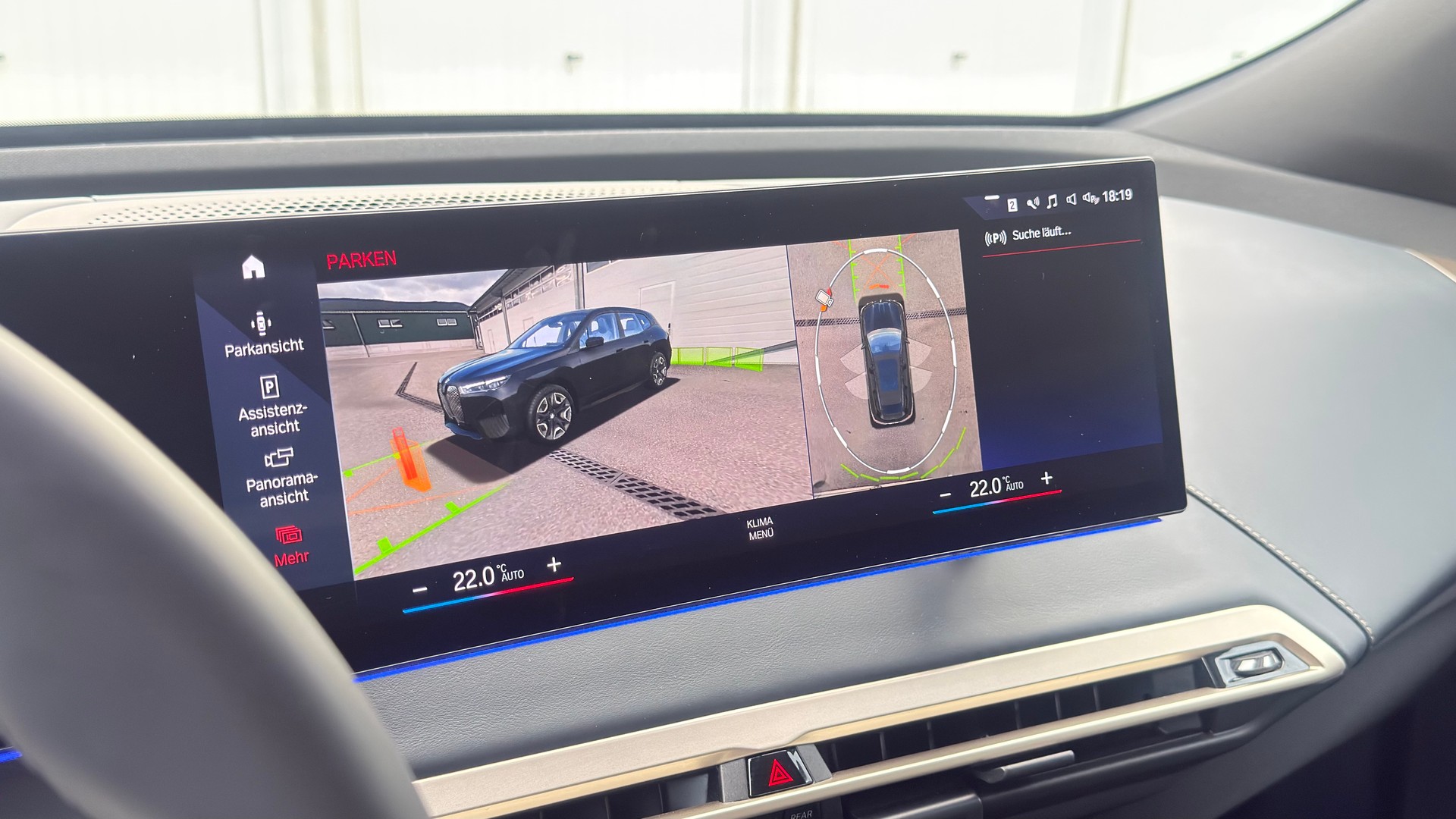 BMW iX xDrive50-image-12