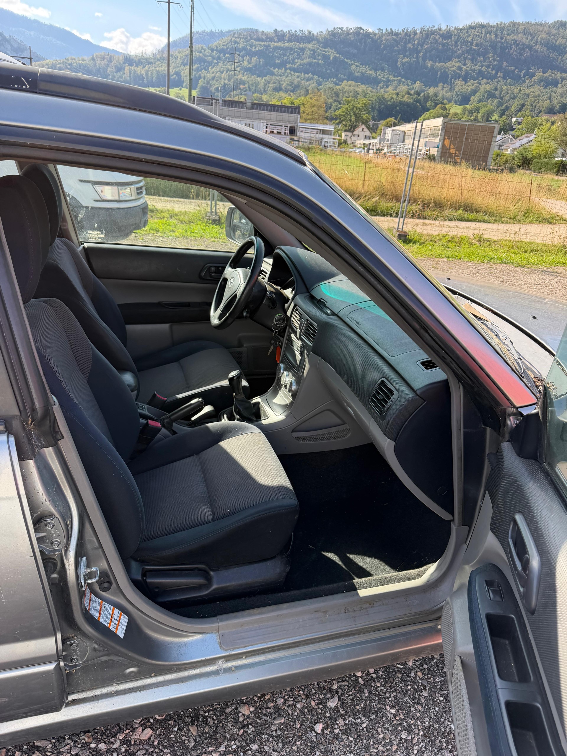 SUBARU Forester 2.0X (Swiss)-image-8