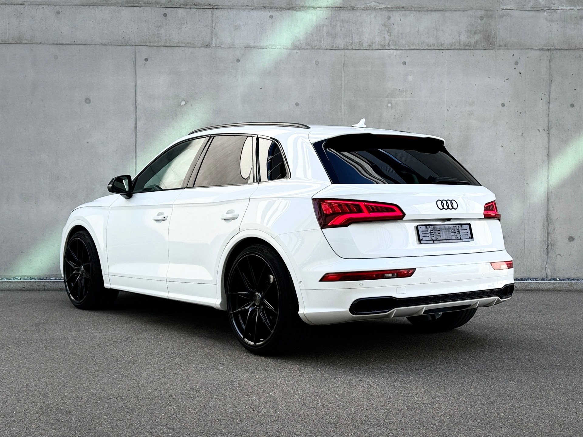 AUDI 3.0 V6 TFSI quattro T-Tronic-image-5