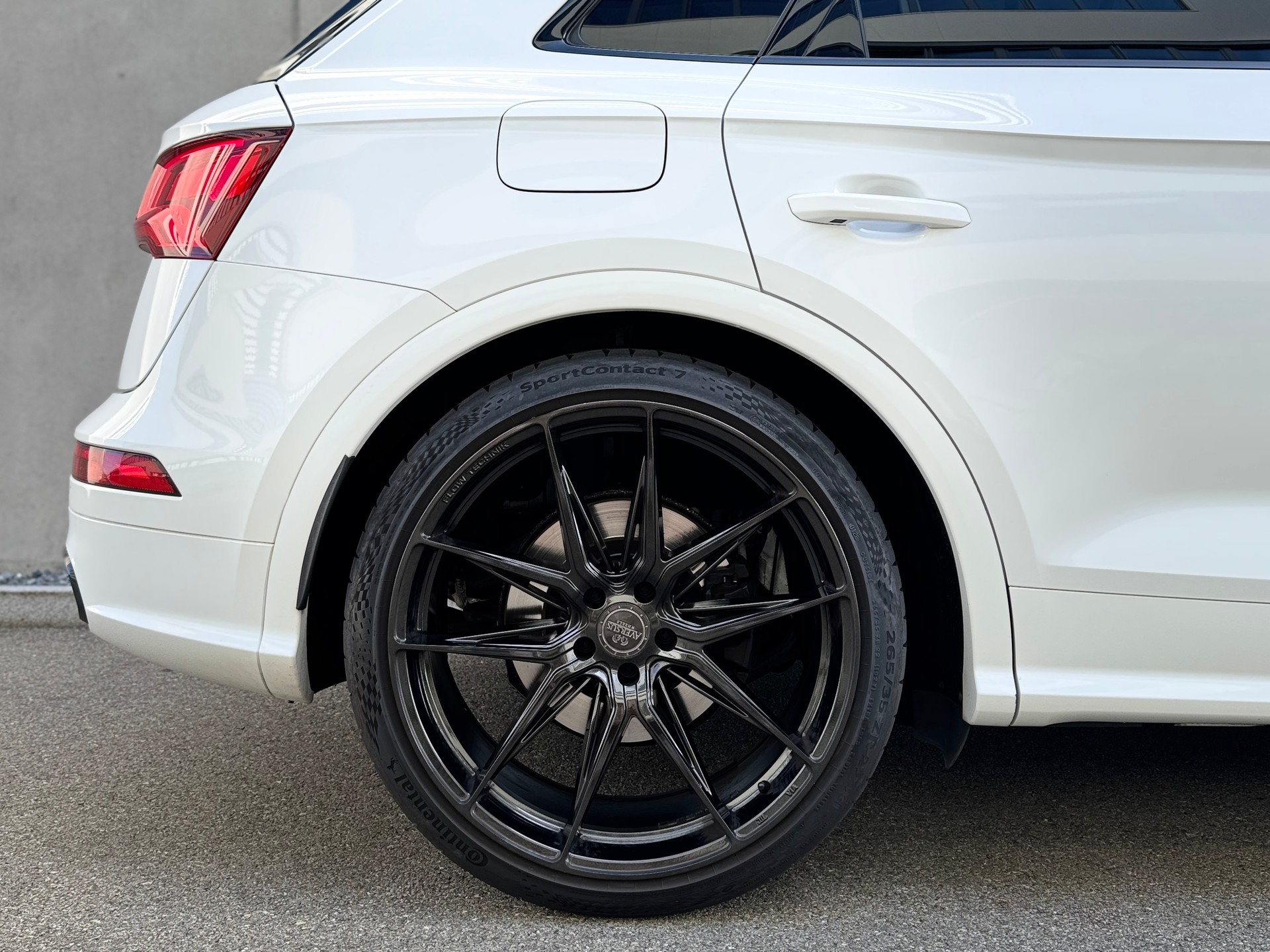 AUDI 3.0 V6 TFSI quattro T-Tronic-image-7
