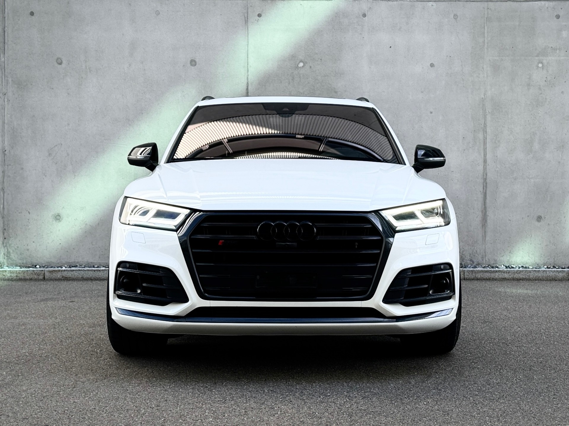 AUDI 3.0 V6 TFSI quattro T-Tronic-image-1
