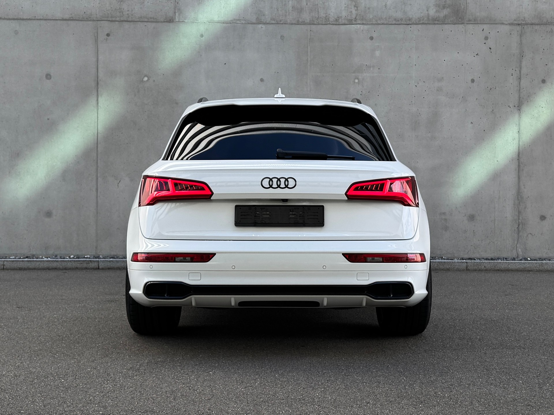 AUDI 3.0 V6 TFSI quattro T-Tronic-image-3