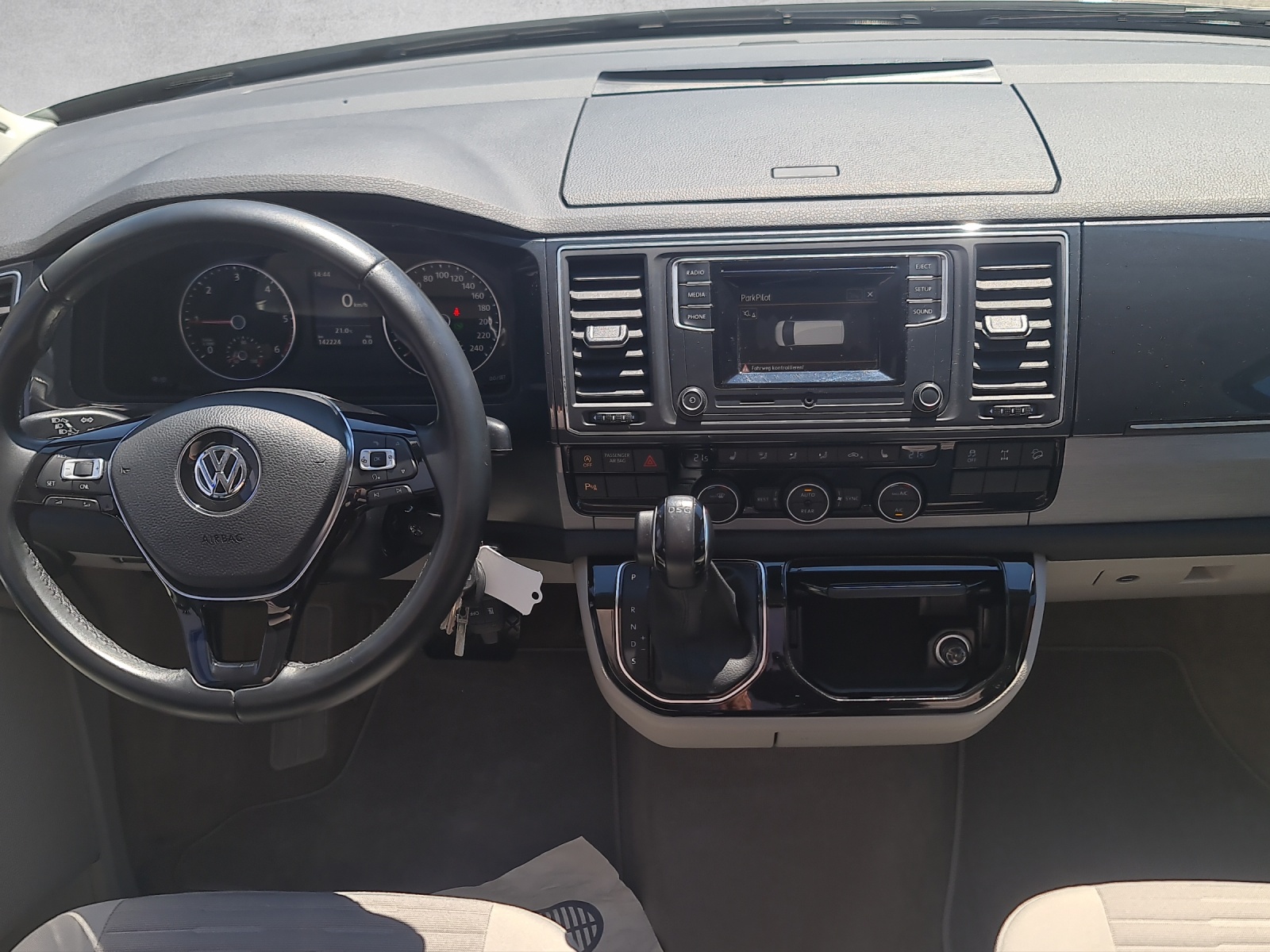 VW T6 California 2.0 TDI Ocean Liberty 4Motion DSG-image-11