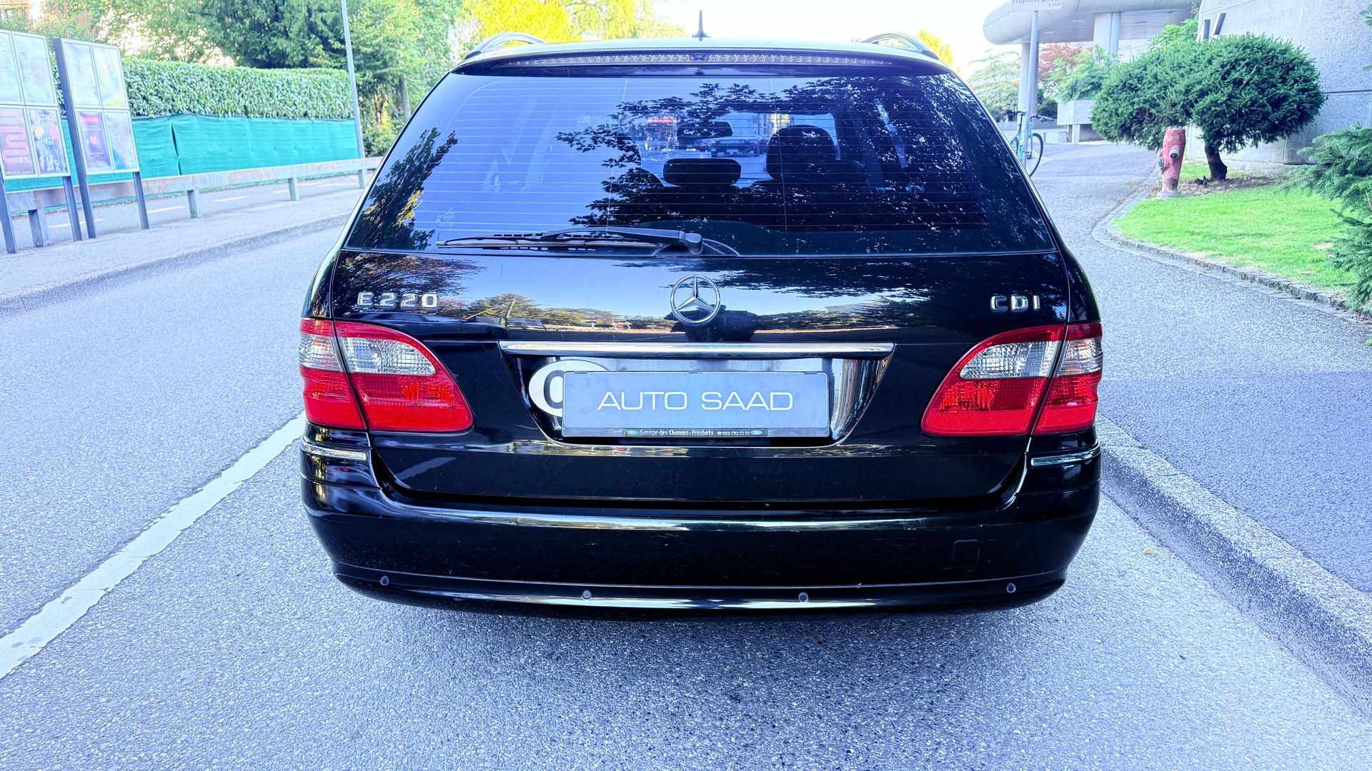MERCEDES-BENZ E 220 CDI Elégance-image-3