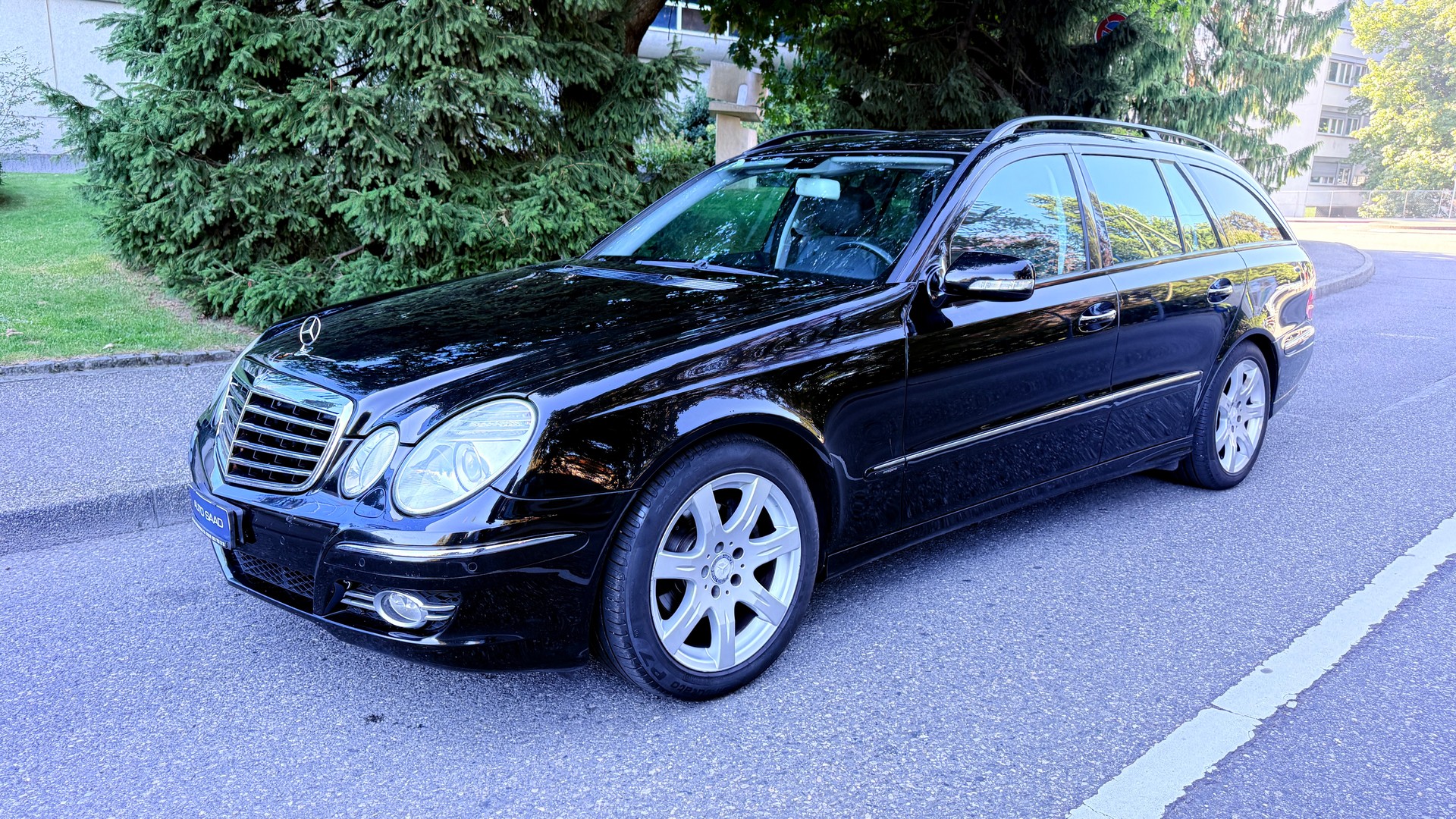 MERCEDES-BENZ E 220 CDI Elégance-image-2