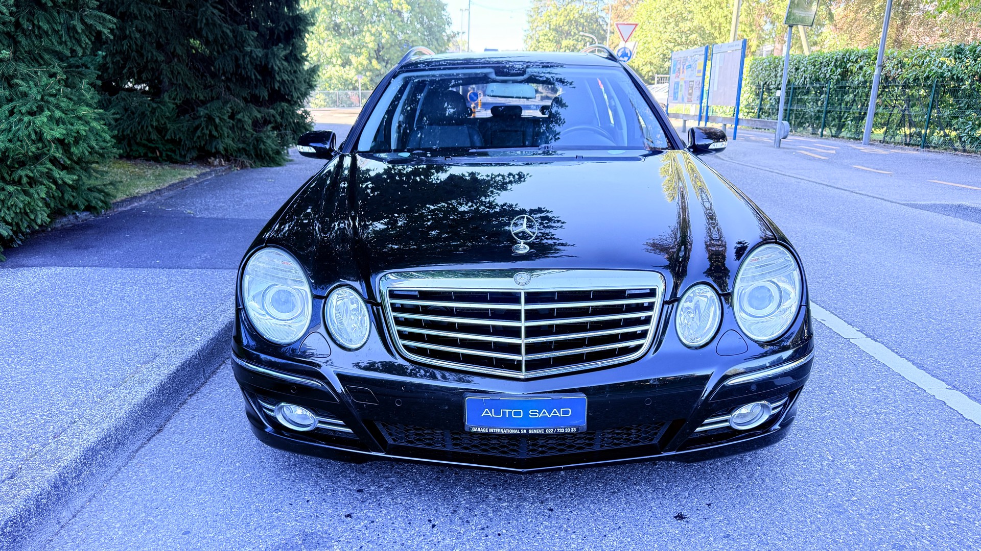 MERCEDES-BENZ E 220 CDI Elégance-image-0