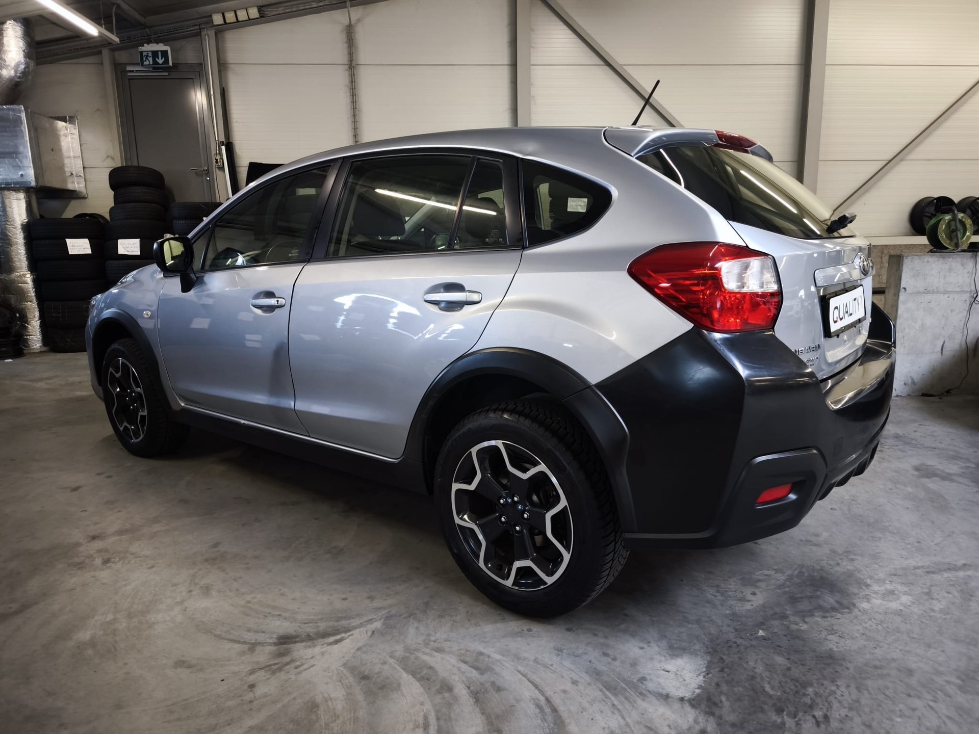 SUBARU XV 1.6 Swiss Two-image-4