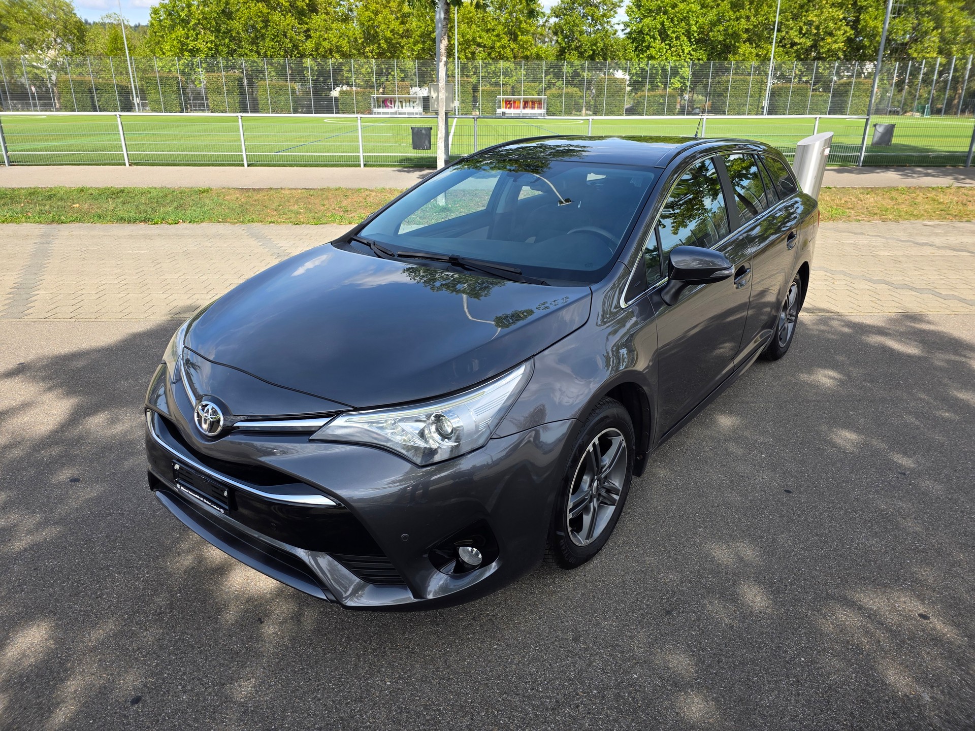 TOYOTA Avensis Touring Sports 1.8 Luna MultidriveS-image-5