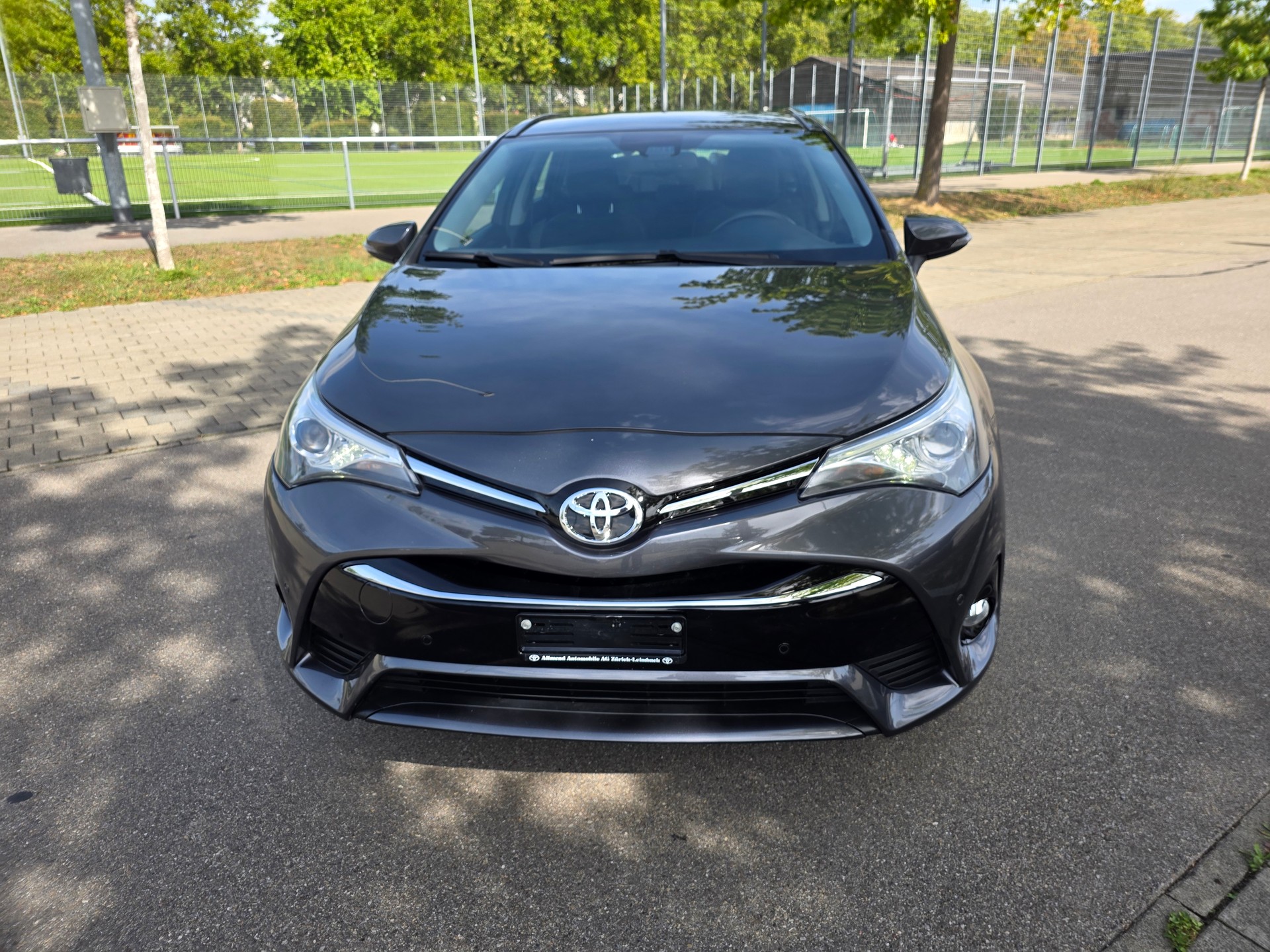 TOYOTA Avensis Touring Sports 1.8 Luna MultidriveS-image-3