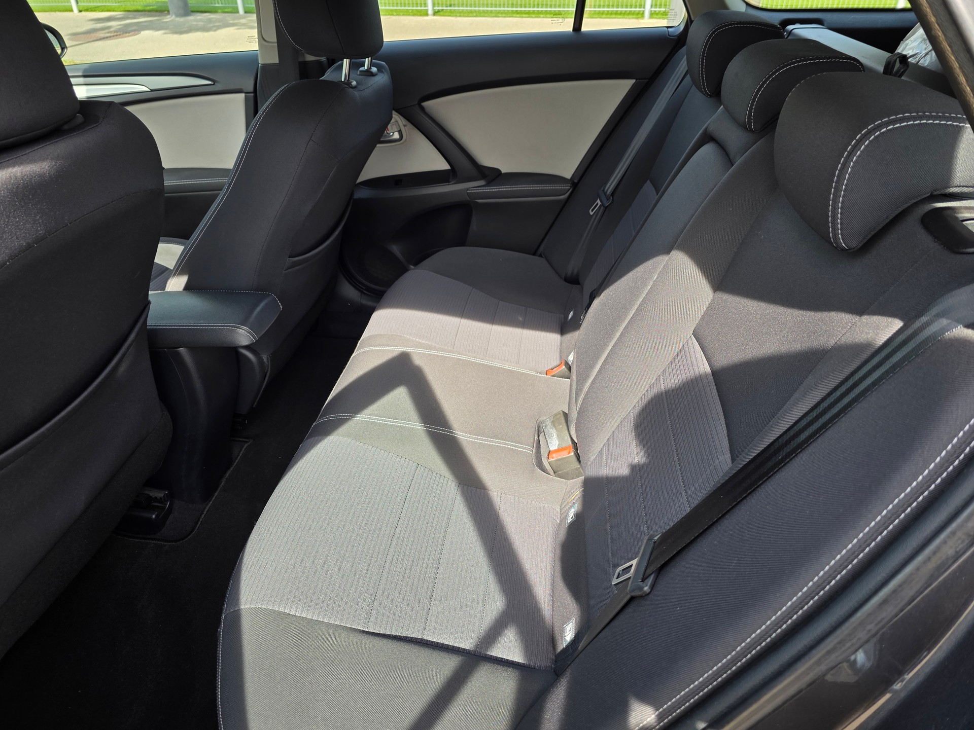 TOYOTA Avensis Touring Sports 1.8 Luna MultidriveS-image-17