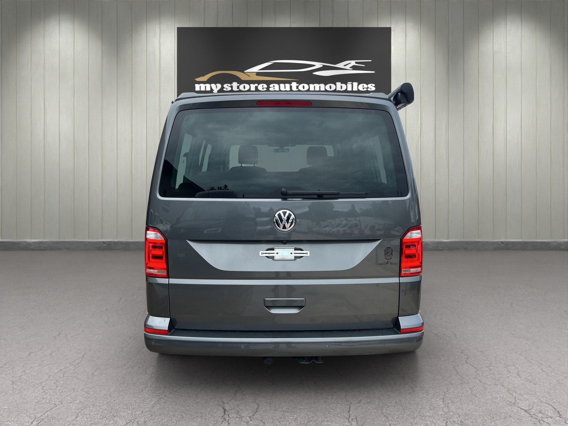 VW T6 California 2.0 TDI Beach Liberty 4Motion DSG 7 Places-image-6