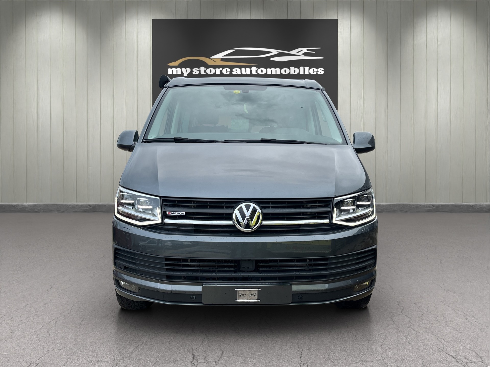 VW T6 California 2.0 TDI Beach Liberty 4Motion DSG 7 Places-image-2