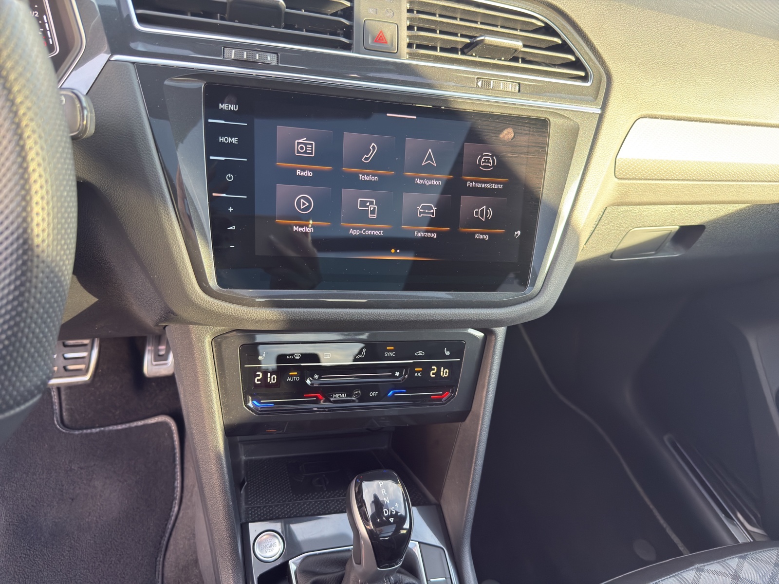 VW Tiguan 2.0TSI R-Line 4Motion DSG-image-10