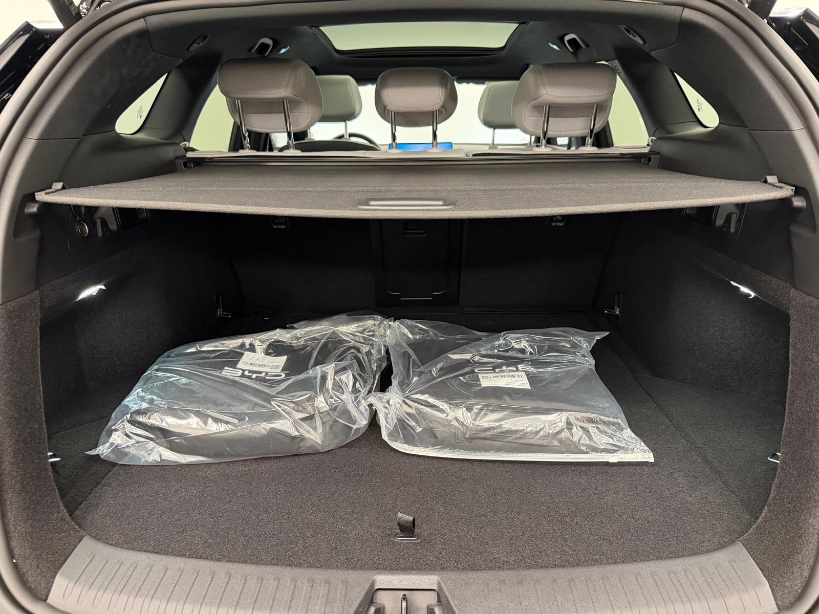 BYD Seal 6 DM-i Touring Comfort-image-12