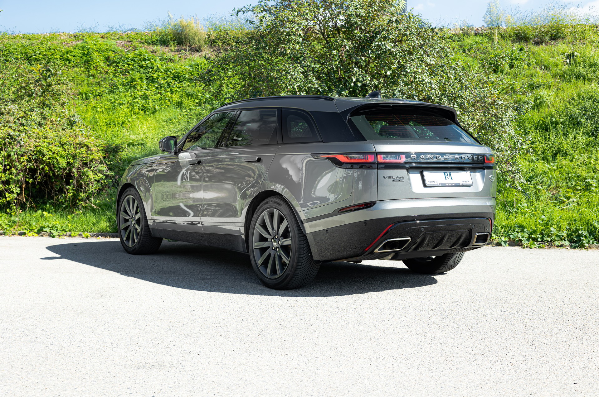 LAND ROVER Range Rover Velar R-Dynamic D 300 SE Automatic-image-4