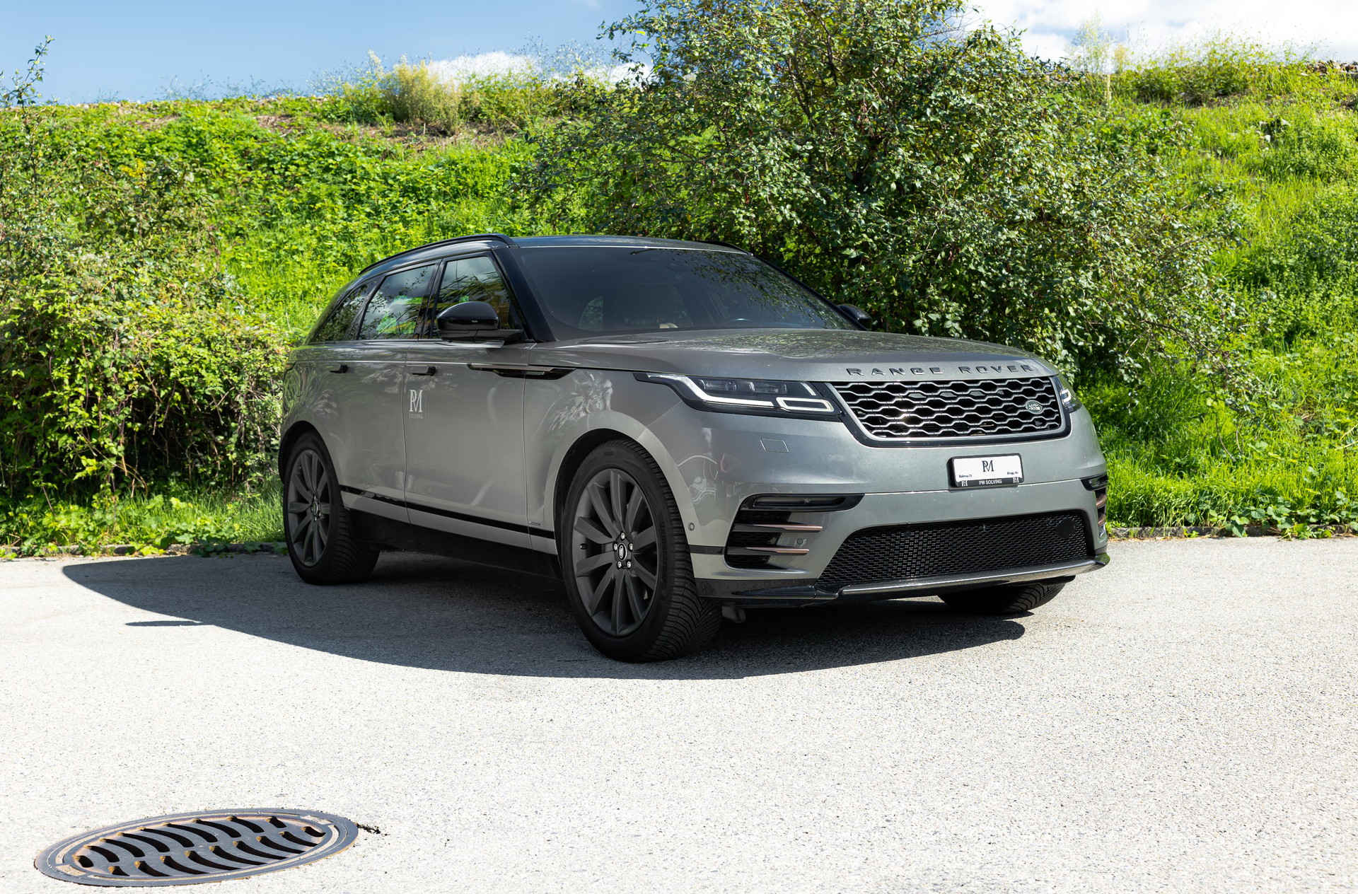 LAND ROVER Range Rover Velar R-Dynamic D 300 SE Automatic-image-2