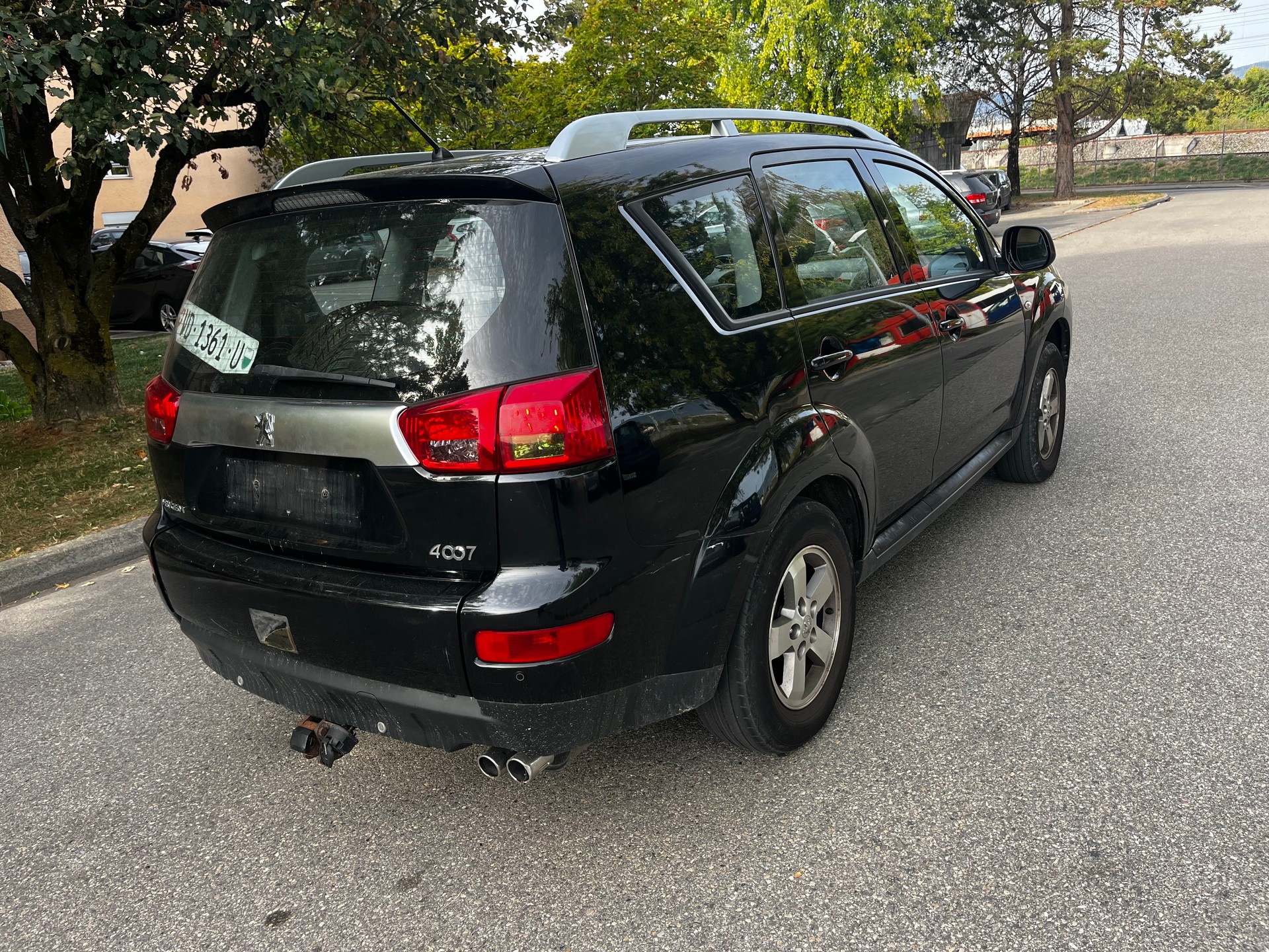 PEUGEOT 4007 2.2 HDi Platinum Edition-image-2