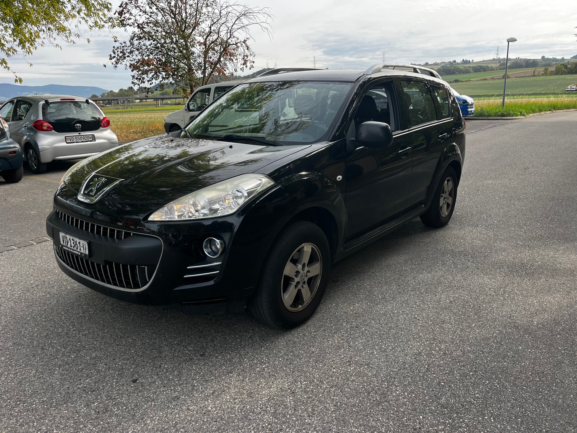 PEUGEOT 4007 2.2 HDi Platinum Edition-image-6