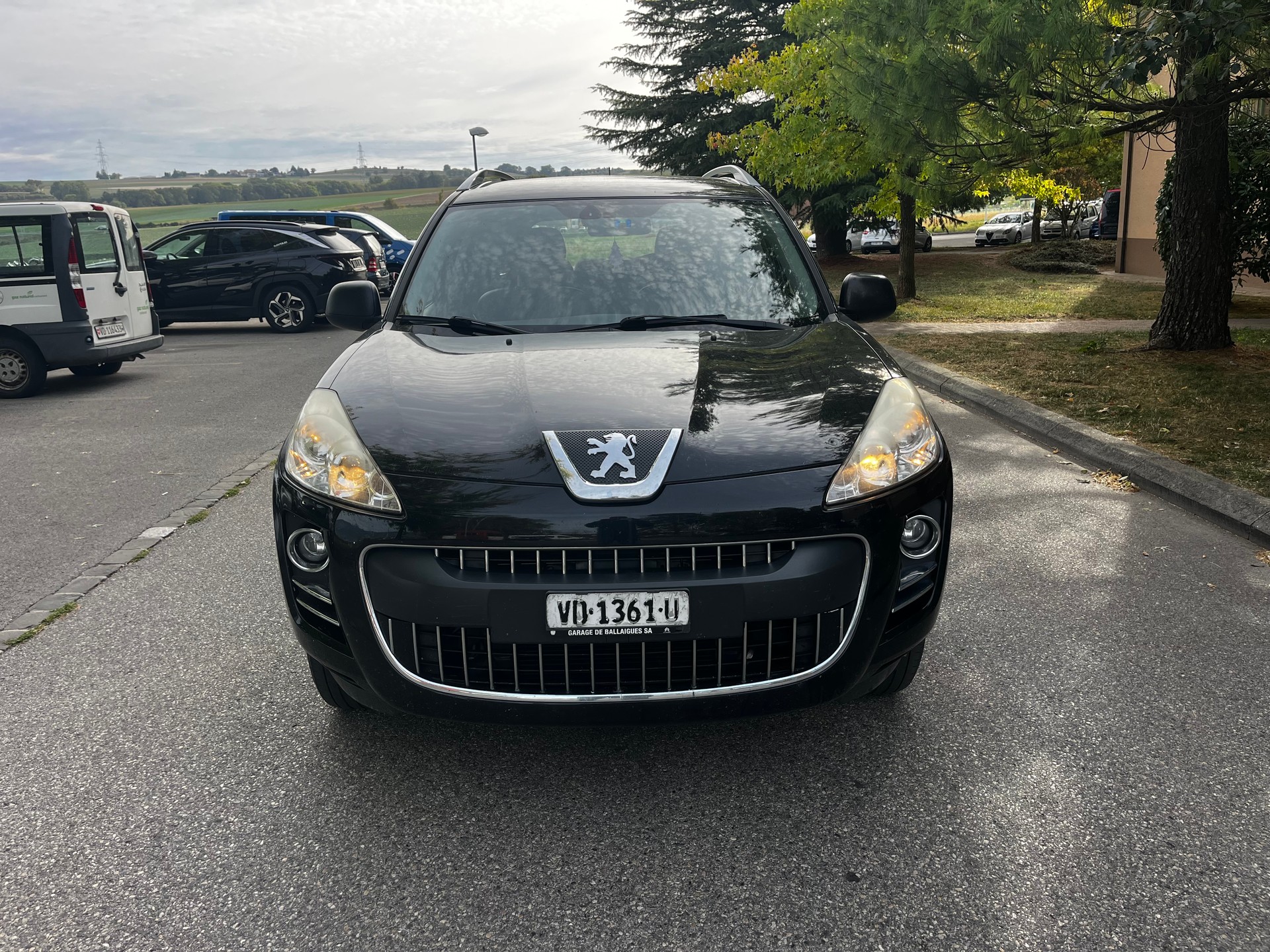 PEUGEOT 4007 2.2 HDi Platinum Edition-image-3