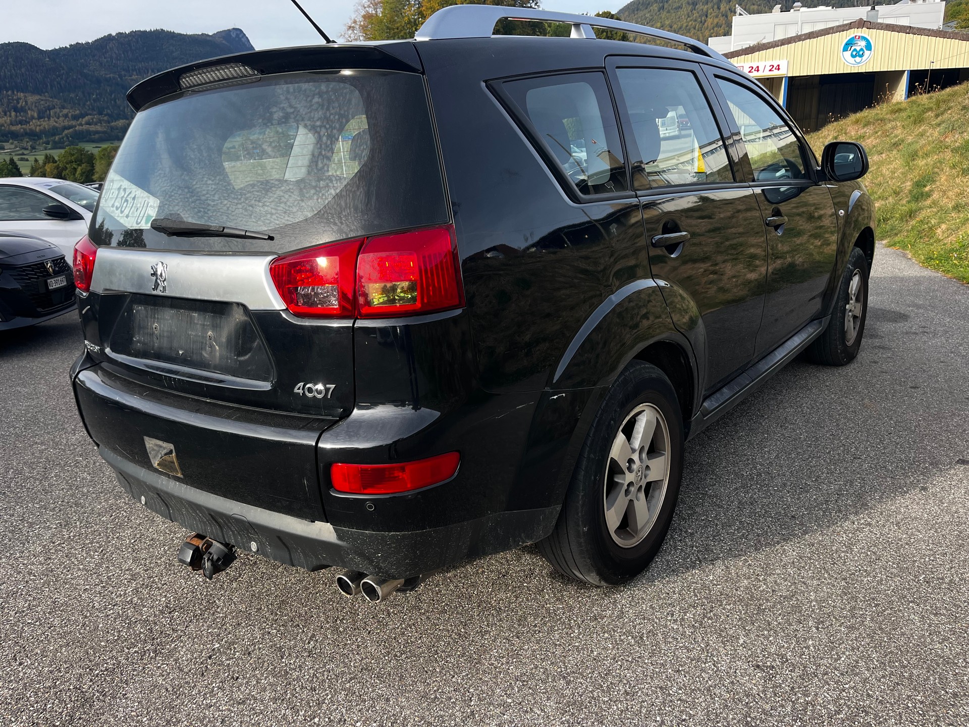 PEUGEOT 4007 2.2 HDi Platinum Edition-image-9