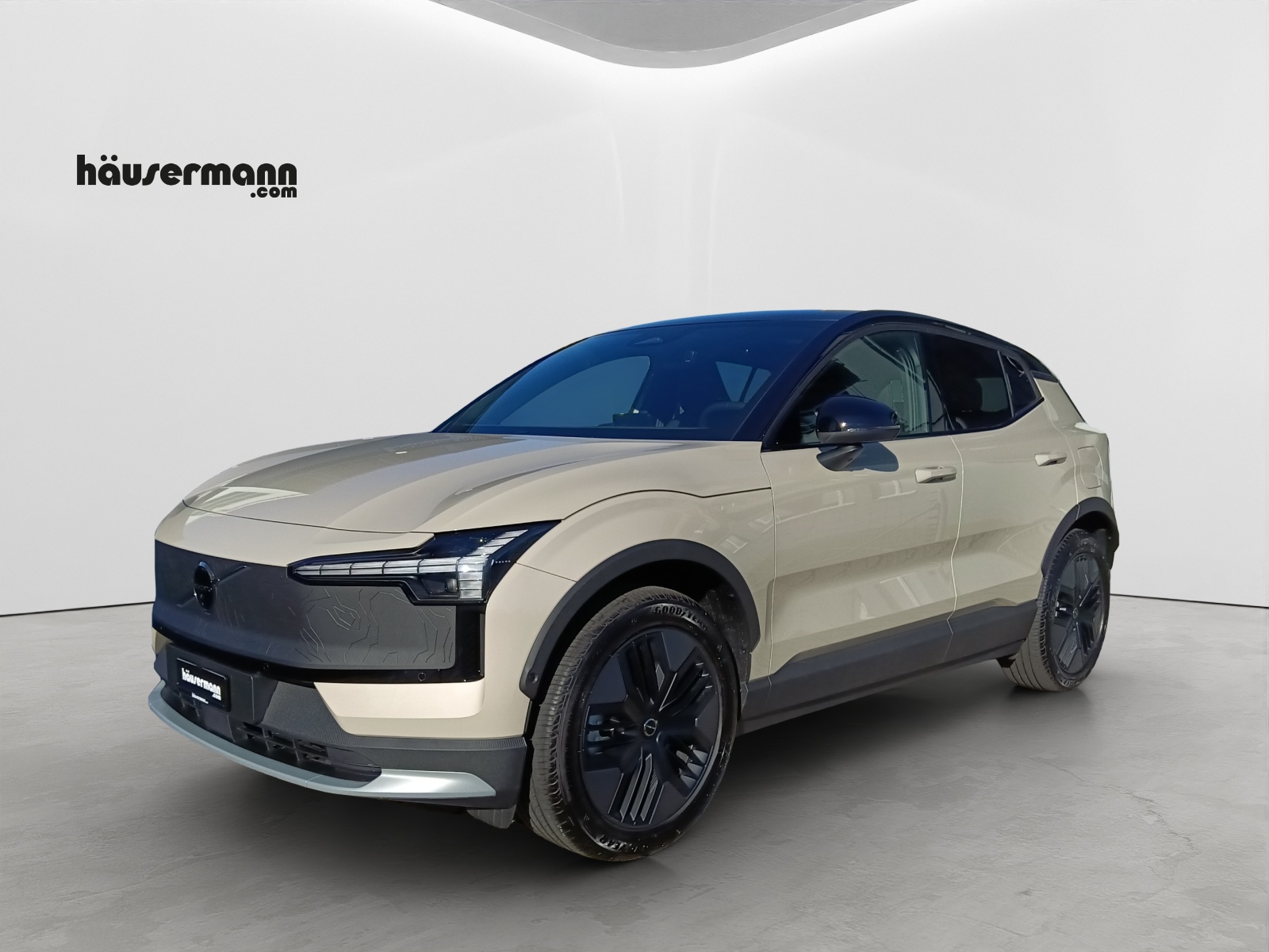 VOLVO EX30 CC P8 Ultra AWD-image-0