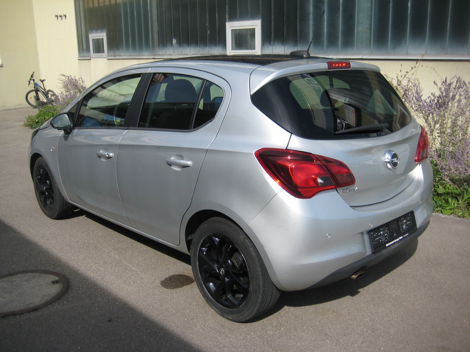 OPEL Corsa 1.4 EcoTec Enjoy-image-2