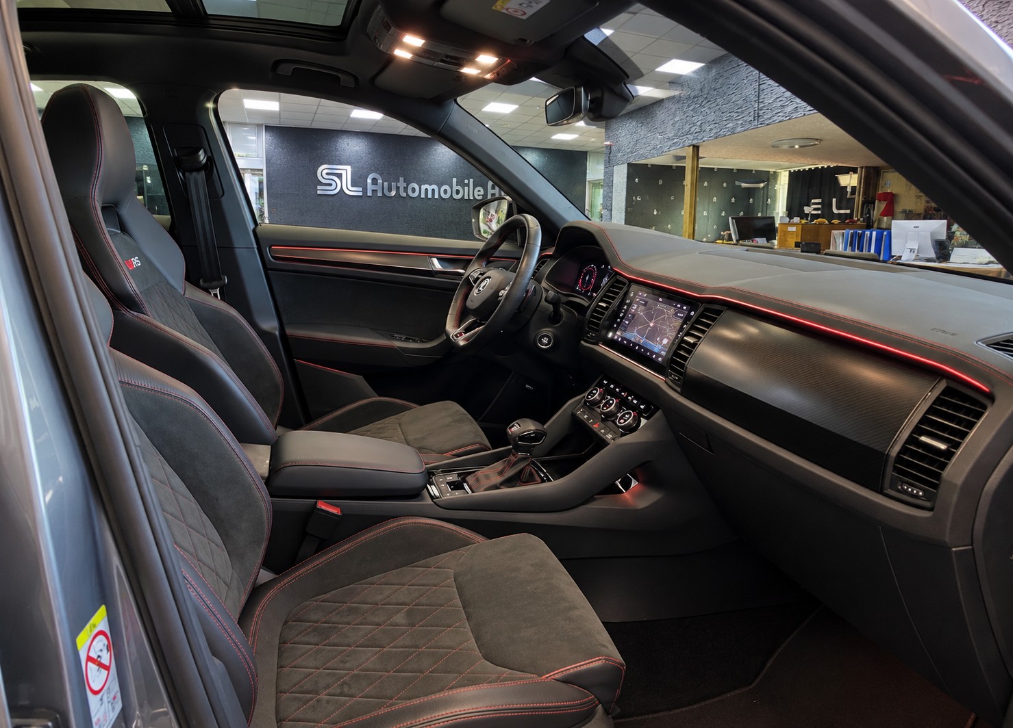 SKODA Kodiaq 2.0 TSI 4x4 RS / 7 Sitz / AHK / Panorama / Vollausstattung / Leasing ab 399.--image-1