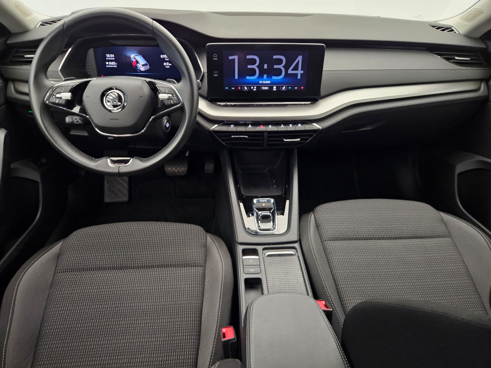 SKODA Octavia Combi 2.0 TSI Ambition DSG 4x4-image-8