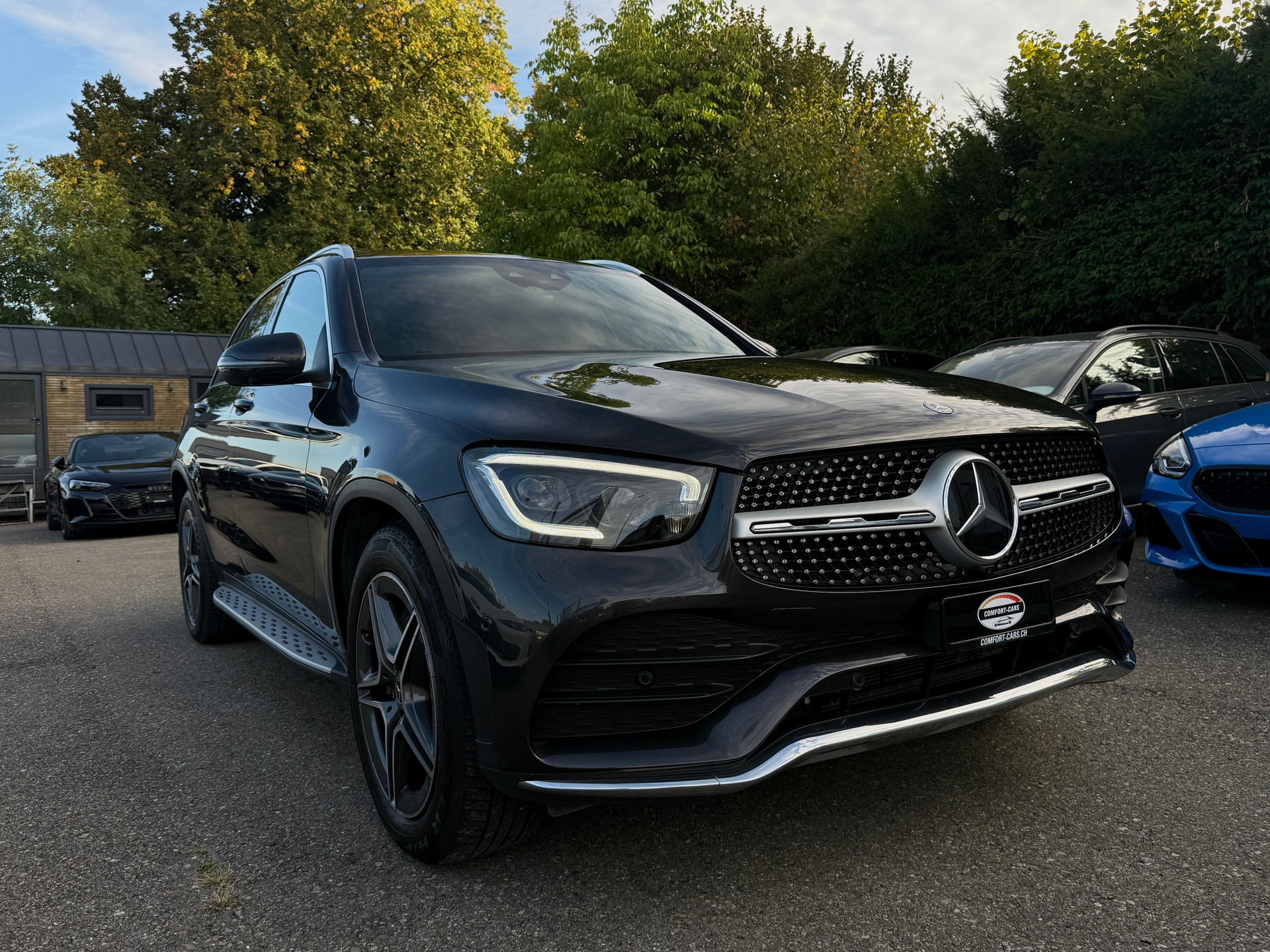 MERCEDES-BENZ GLC 300 AMG Line 4Matic 9G-Tronic PANORAMADACH*ANHÄNGERKUPPLUNG-image-6