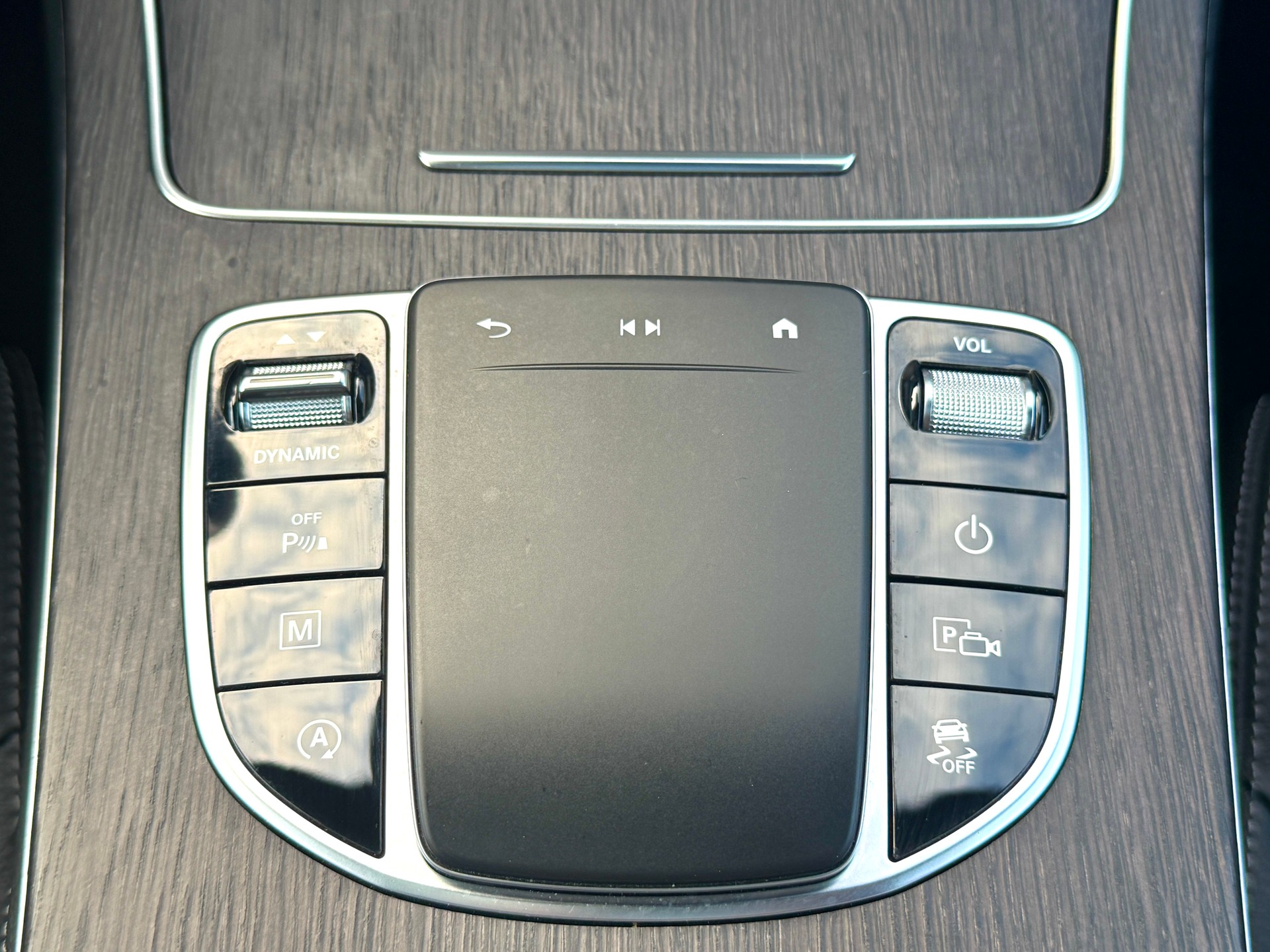 MERCEDES-BENZ GLC 300 AMG Line 4Matic 9G-Tronic PANORAMADACH*ANHÄNGERKUPPLUNG-image-15