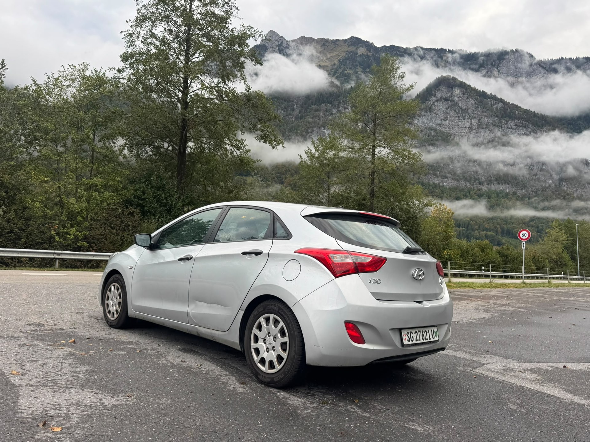 HYUNDAI i30 1.4 Comfort-image-4