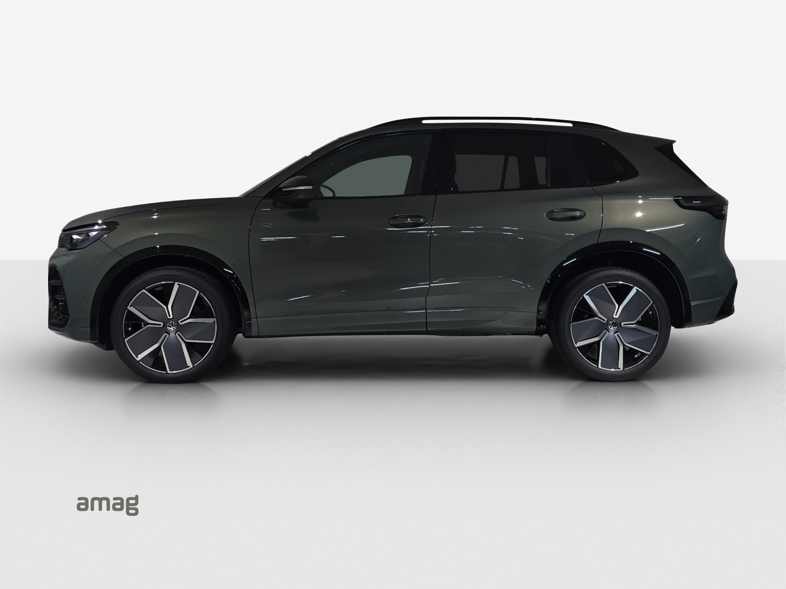 VW Tiguan 2.0 TSI DSG R-Line 4Motion-image-1