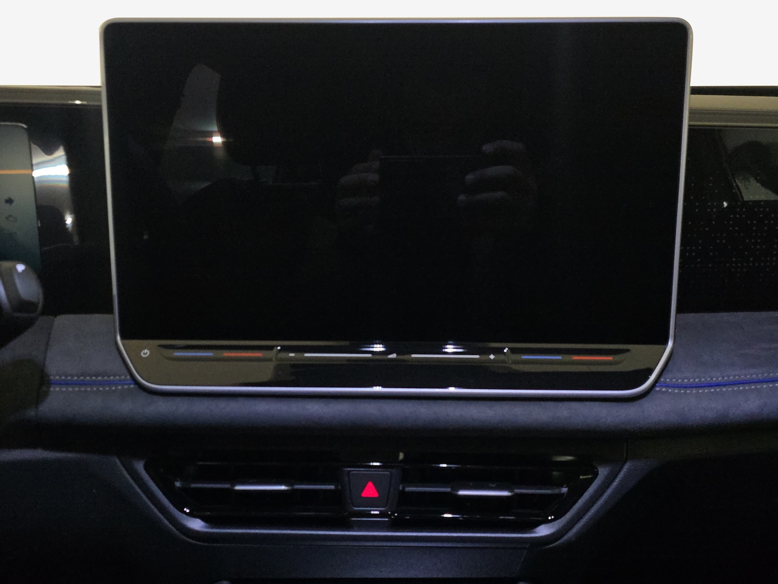 VW Tiguan 2.0 TSI DSG R-Line 4Motion-image-10