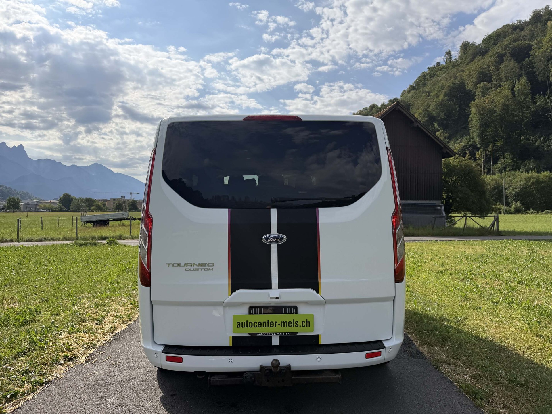FORD Tourneo Custom 320 L1 2.0 TDCi 185 Titanium-image-7