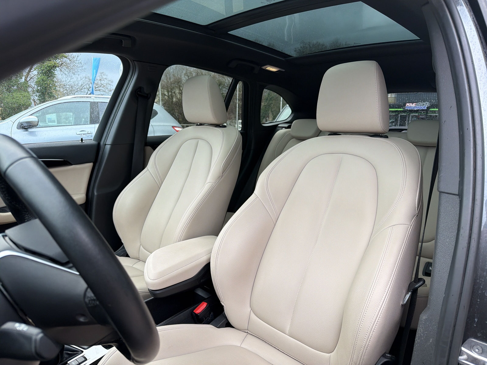 BMW X1 xDrive 25e Sport Line Steptronic-image-9