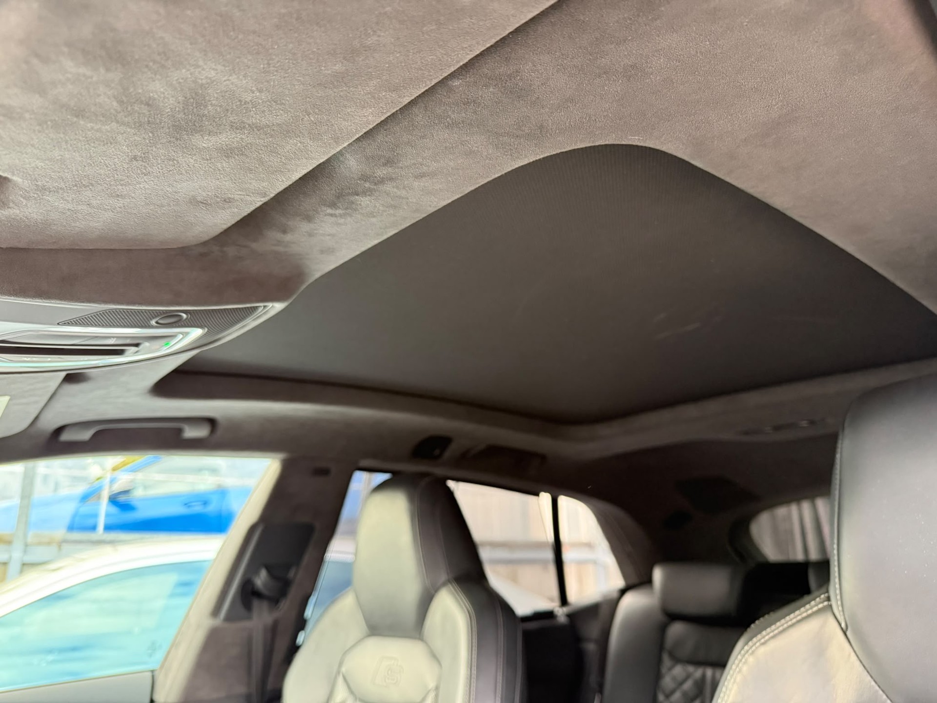 AUDI Q8 50 TDI quattro tiptronic| CH-Auto | Full Option |-image-8