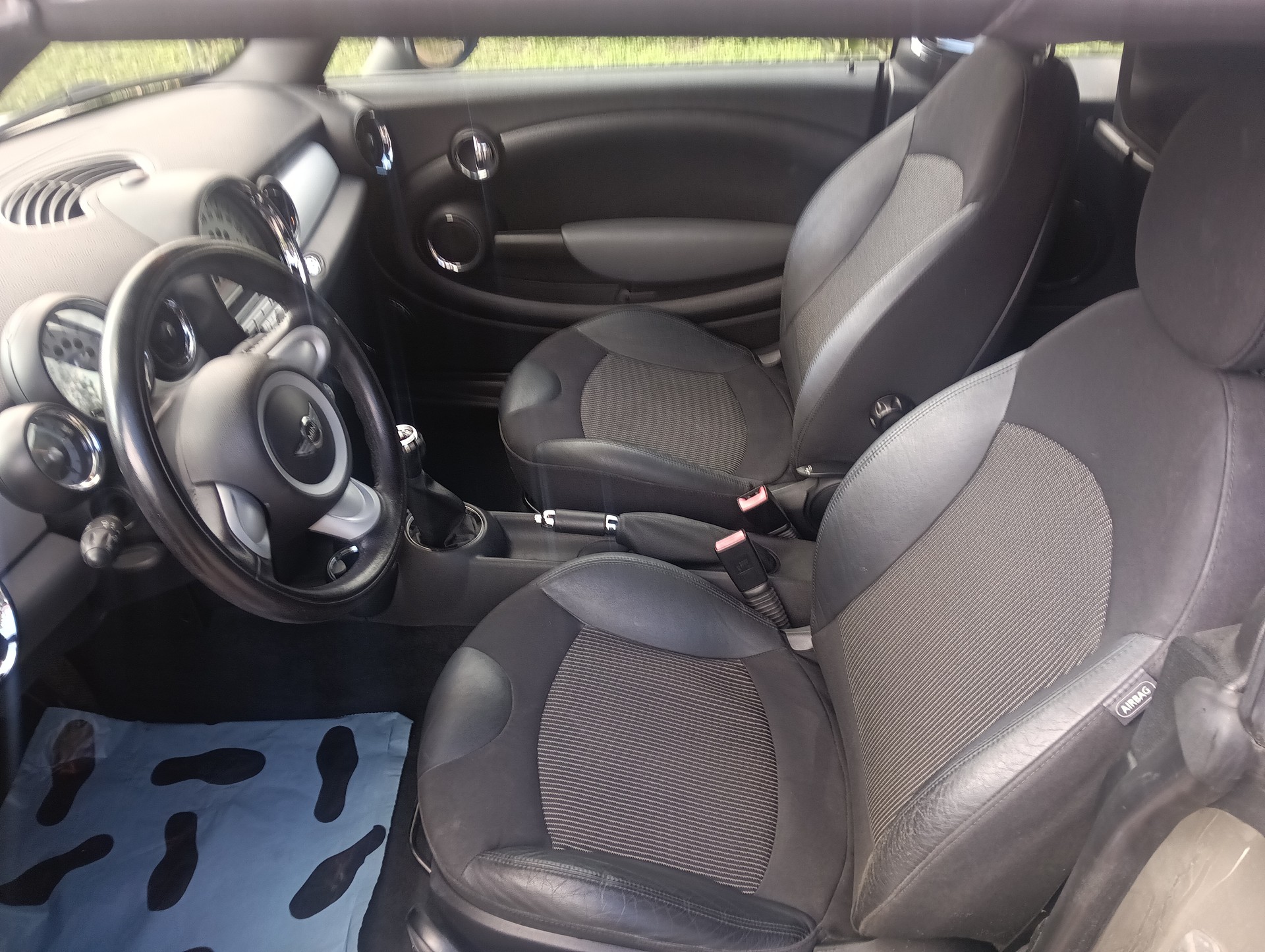 MINI Cooper Cabriolet-image-8