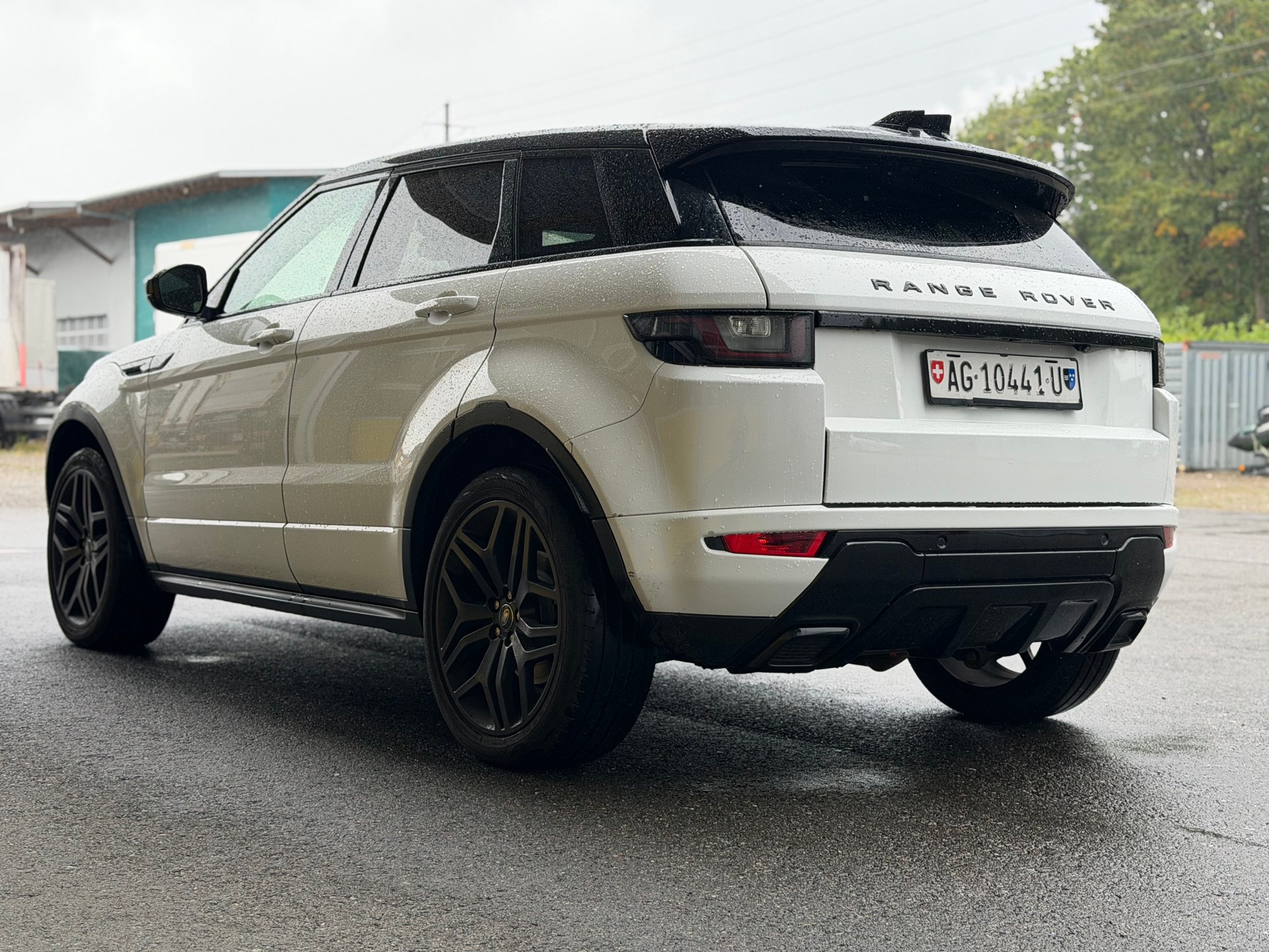 LAND ROVER Range Rover Evoque 2.0 Si4 HSE Dynamic AT9-image-3