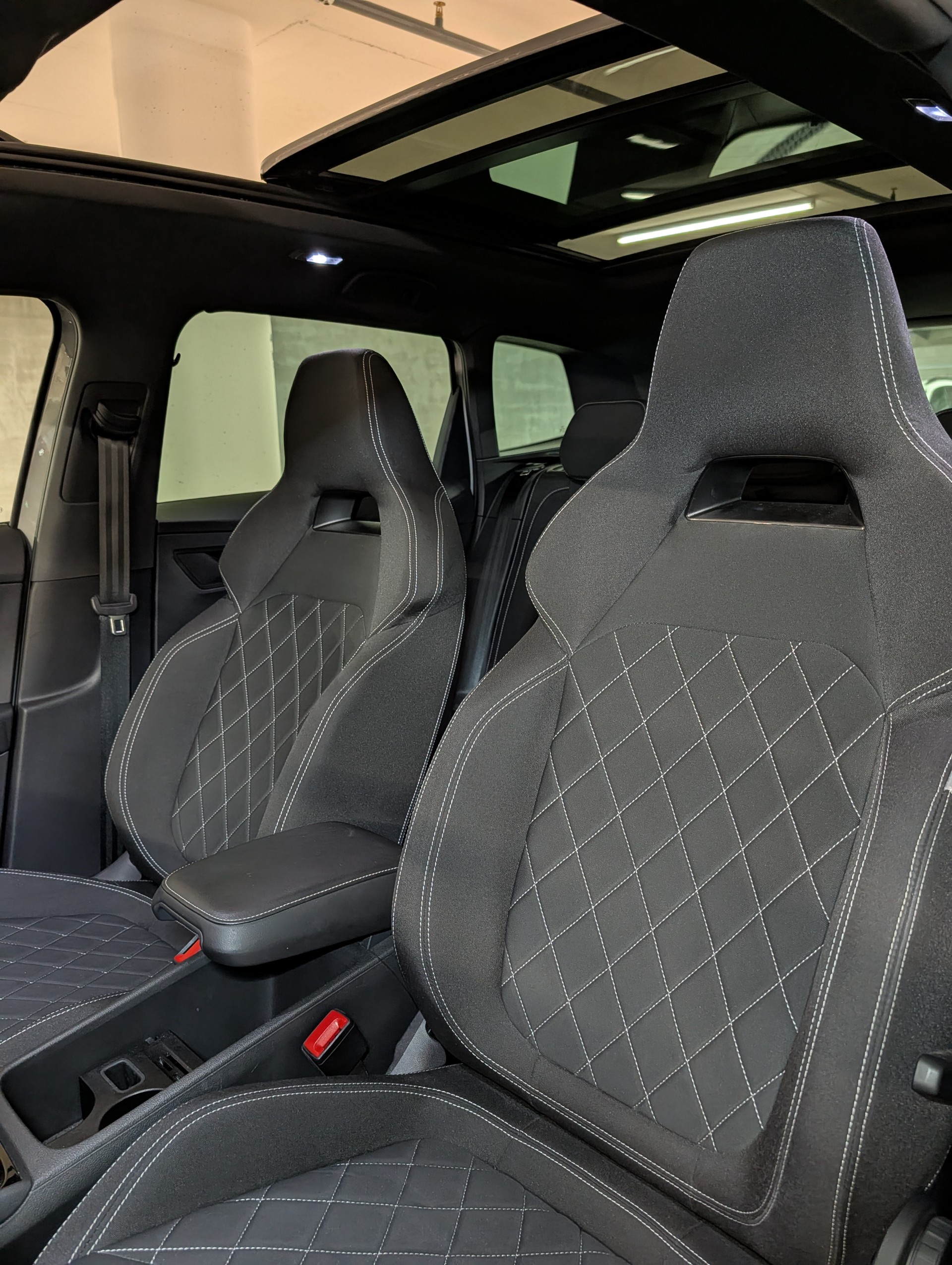 SKODA 2.0 TDI 190 SportLine 4x4 DSG-image-4