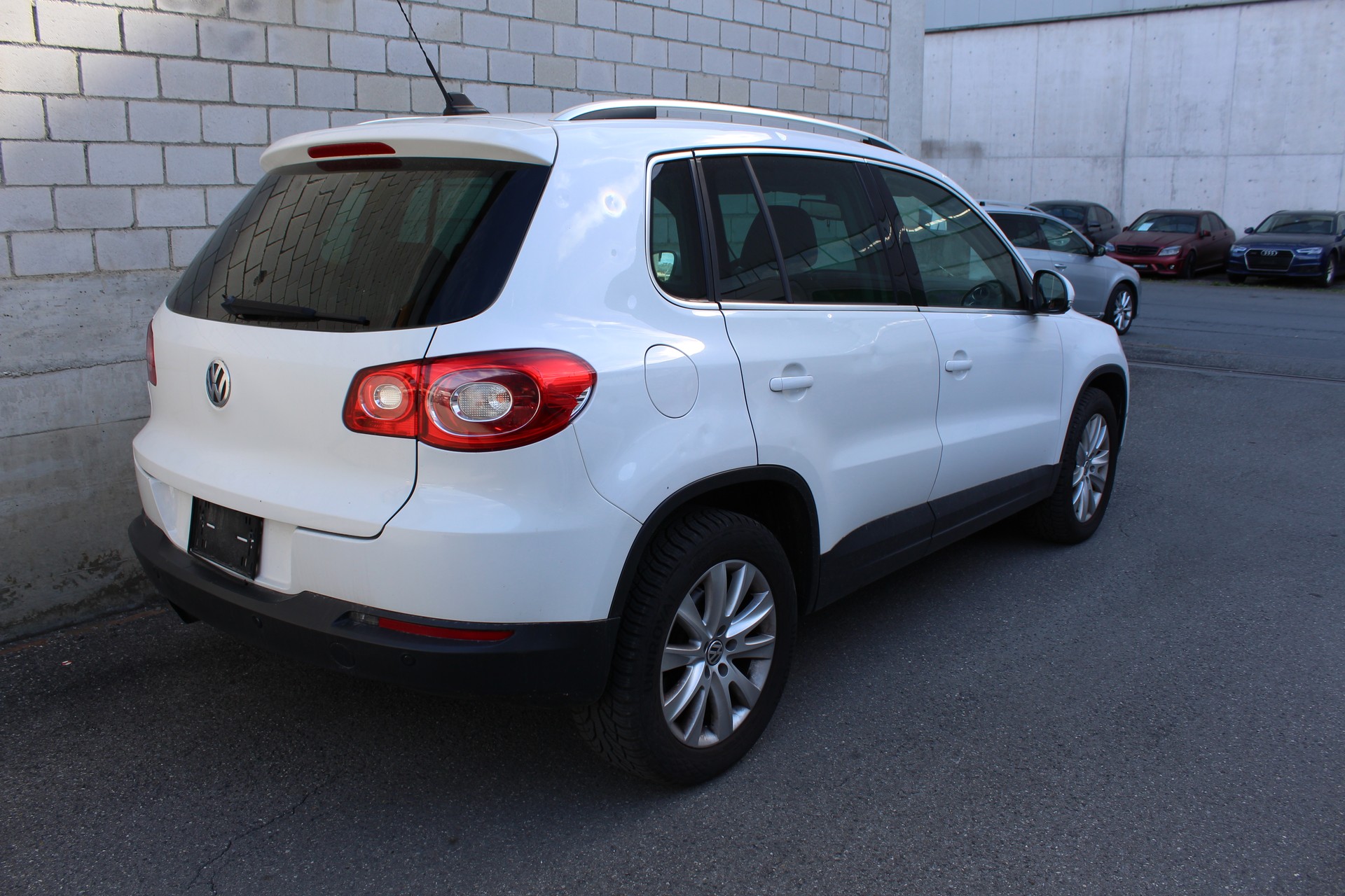 VW Tiguan 2.0 TSI Sport&Style DSG-image-2