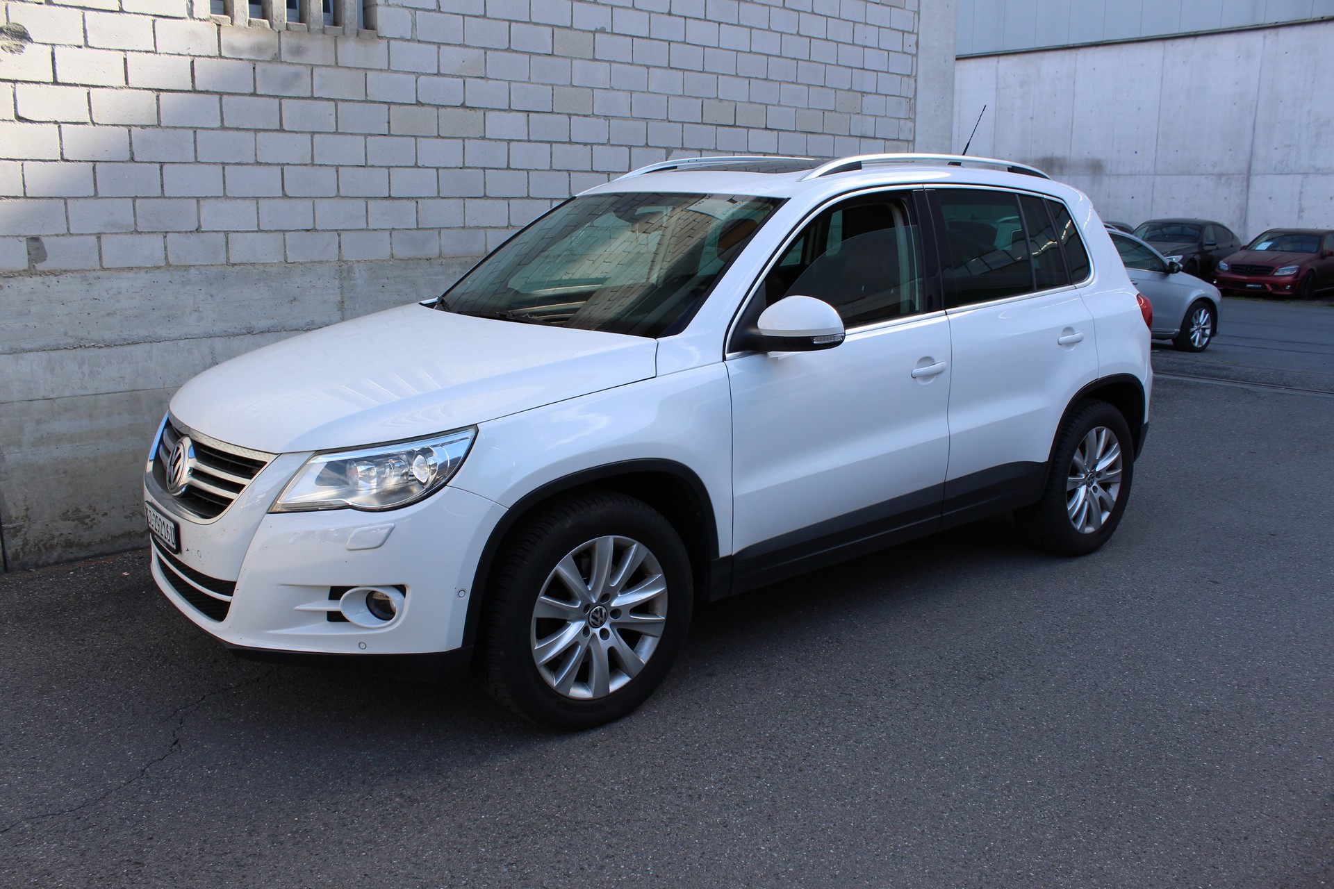 VW Tiguan 2.0 TSI Sport&Style DSG-image-5