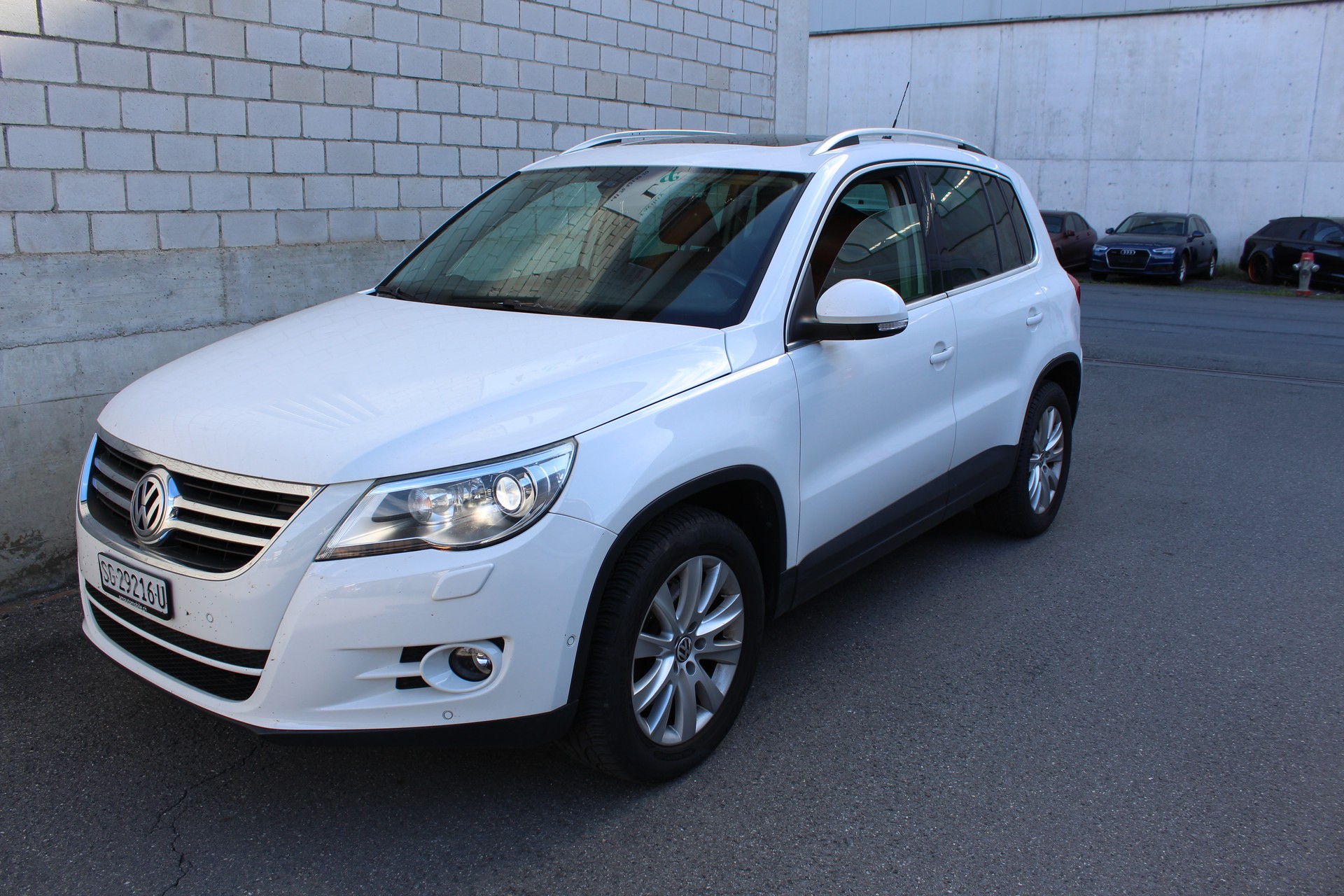 VW Tiguan 2.0 TSI Sport&Style DSG-image-6