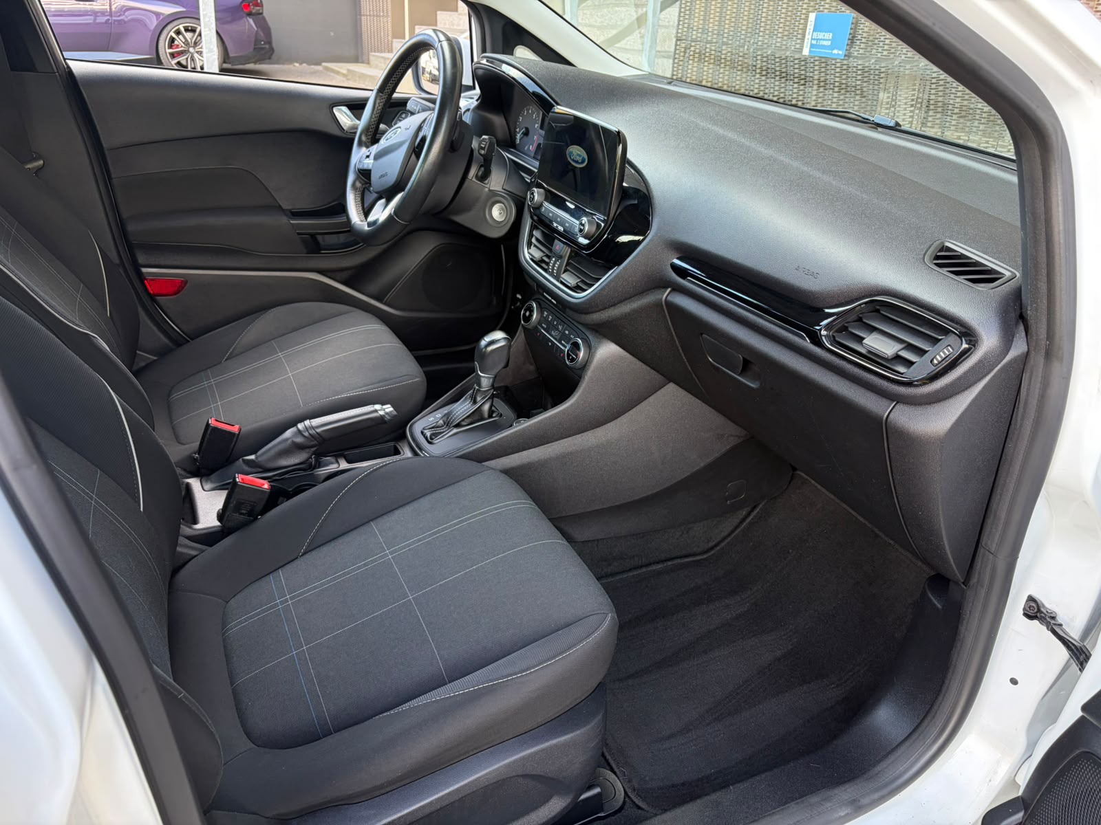FORD Fiesta 1.0 SCTi Trend Automat-image-10