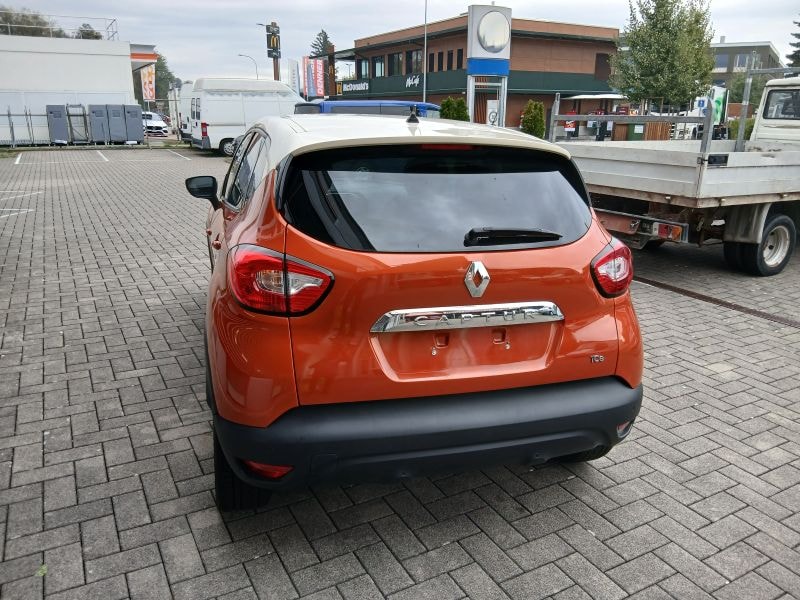RENAULT Captur 1.2 T 16V Privilège EDC-image-2