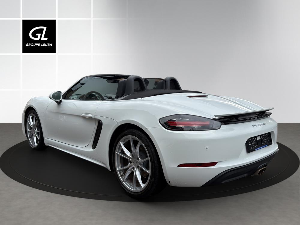 PORSCHE 718 Boxster 2.0-image-2