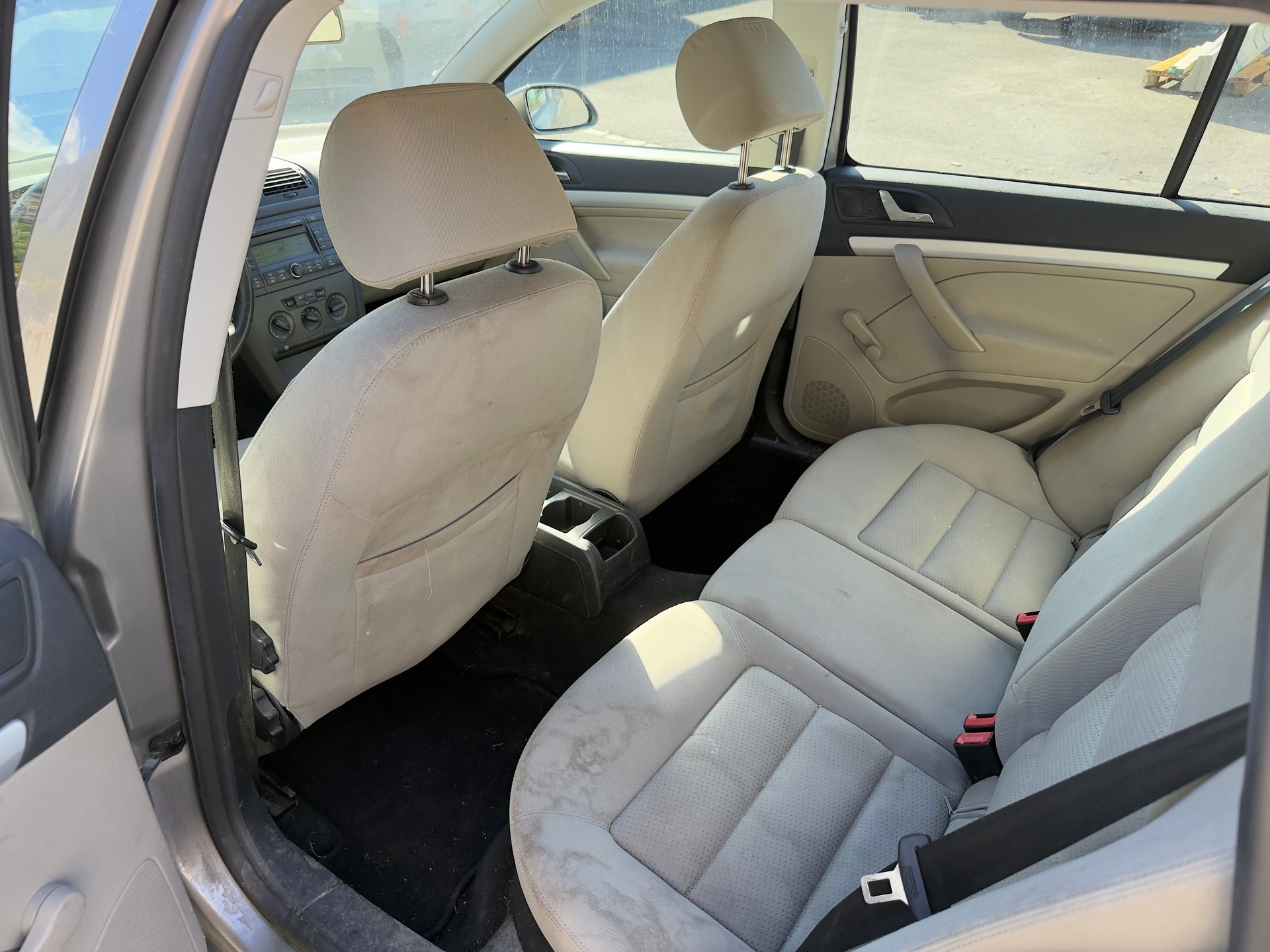 SKODA Octavia 2.0 FSI Swiss Ice Hockey 4x4-image-6