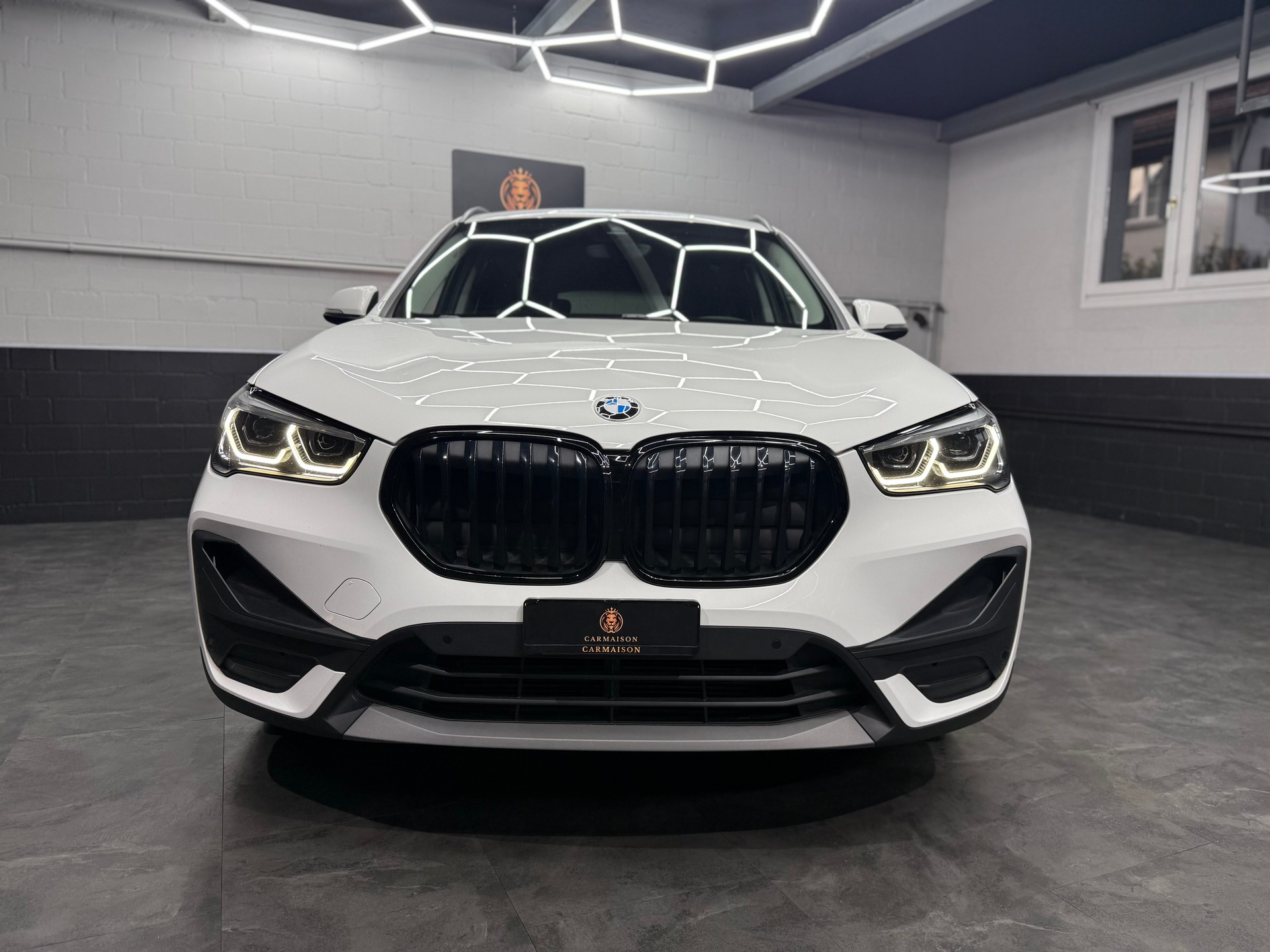 BMW X1 xDrive 18d | Rückfahrkamera | PDC | Leder-image-1