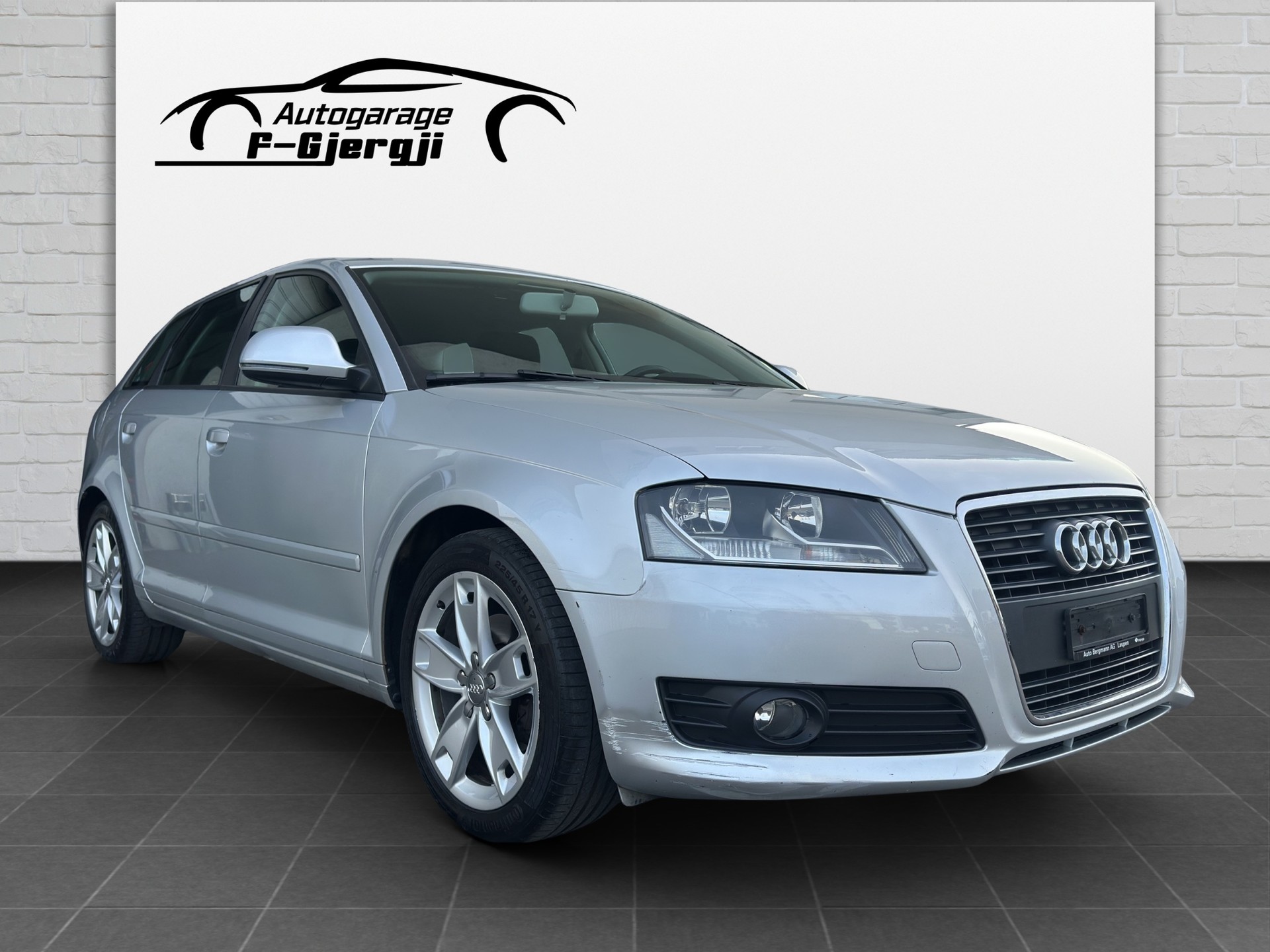 AUDI A3 Sportback 1.8 TFSI Ambiente S-tronic-image-1